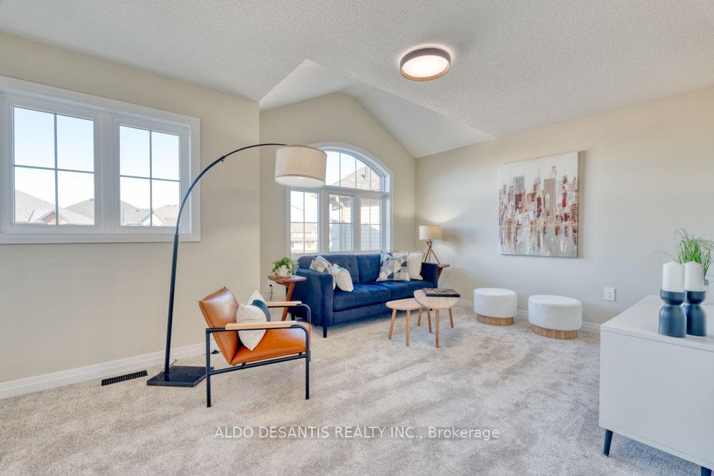 Photo 31 of 127 Rockledge Drive, Hamilton, Rural Glanbrook — HOMEH