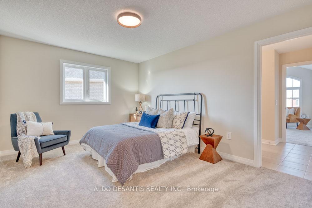 Photo 34 of 127 Rockledge Drive, Hamilton, Rural Glanbrook — HOMEH