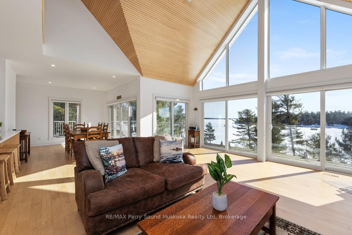 Photo 10 of 43 Linda Lane E, Carling — HOMEH