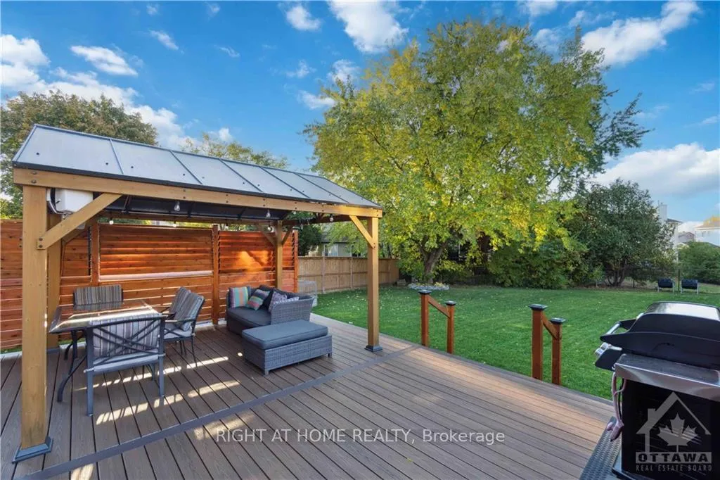 Photo 12 of 6 Shadetree Crescent, Ottawa, Borden Farm/Stewart Farm/Carleton Heights/Parkwood Hills — HOMEH