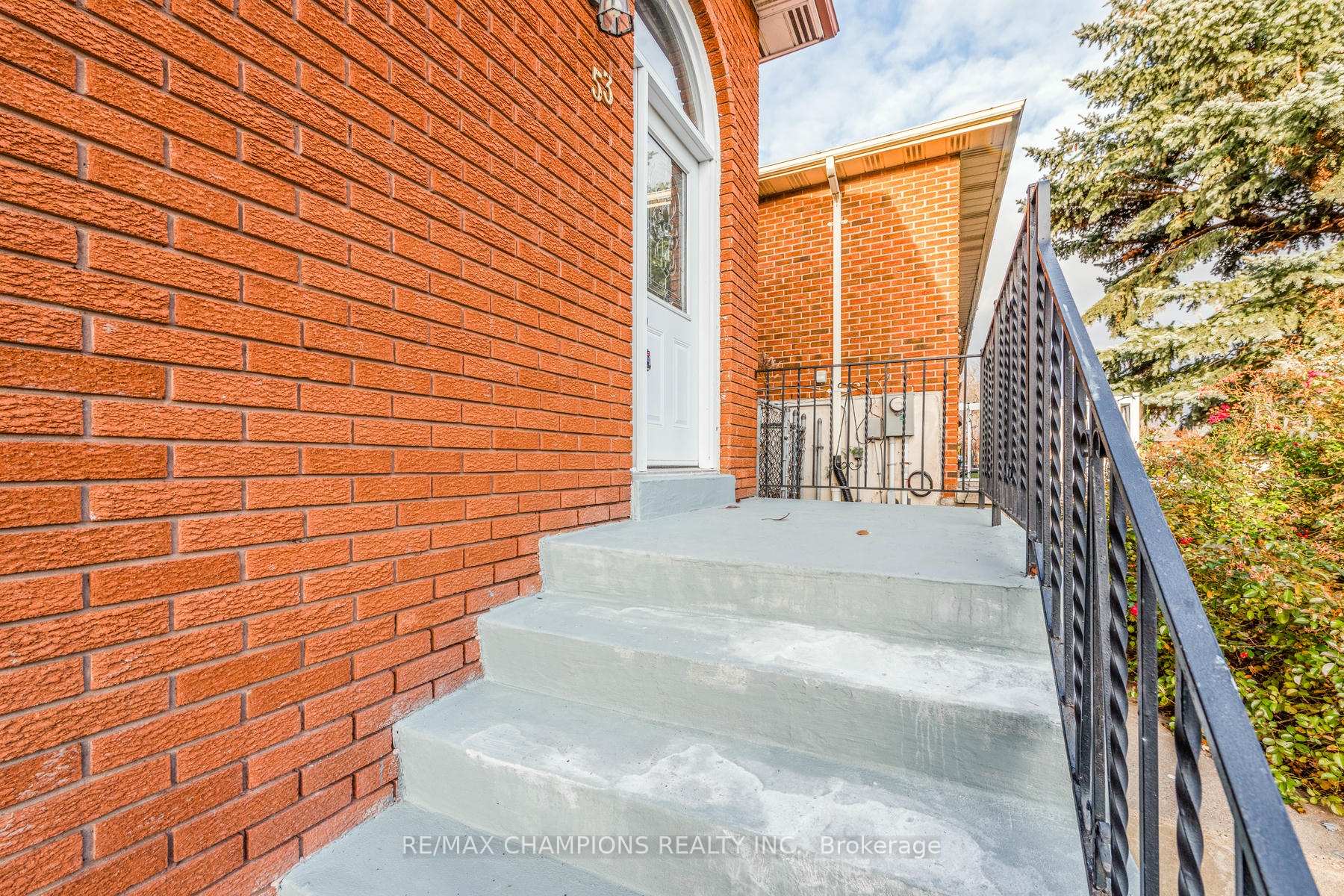 Photo 5 of 53 Jellicoe Crescent, Brampton, Northgate — HOMEH