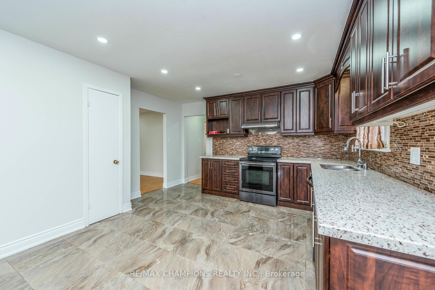 Photo 7 of 53 Jellicoe Crescent, Brampton, Northgate — HOMEH