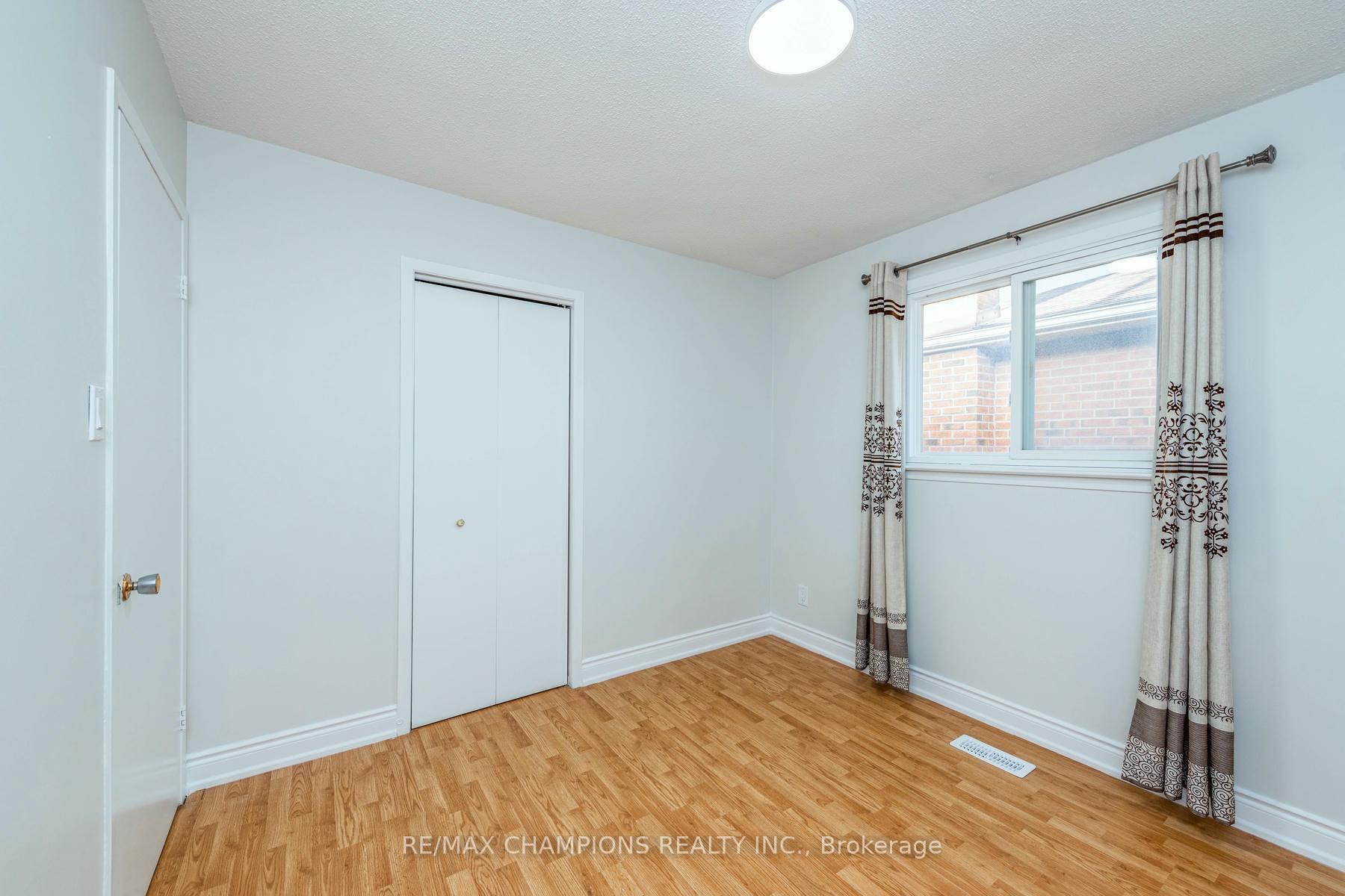 Photo 16 of 53 Jellicoe Crescent, Brampton, Northgate — HOMEH