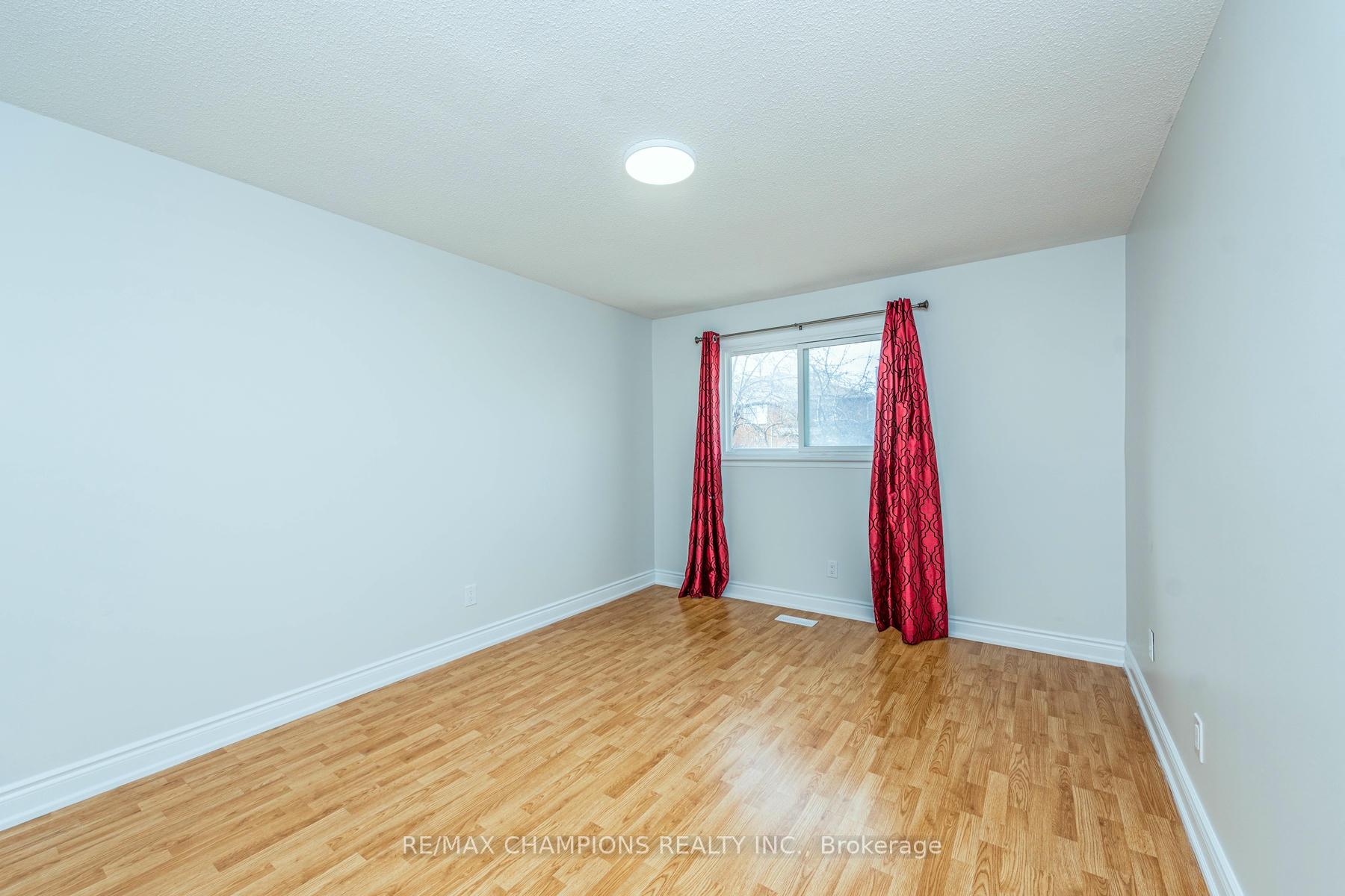 Photo 18 of 53 Jellicoe Crescent, Brampton, Northgate — HOMEH