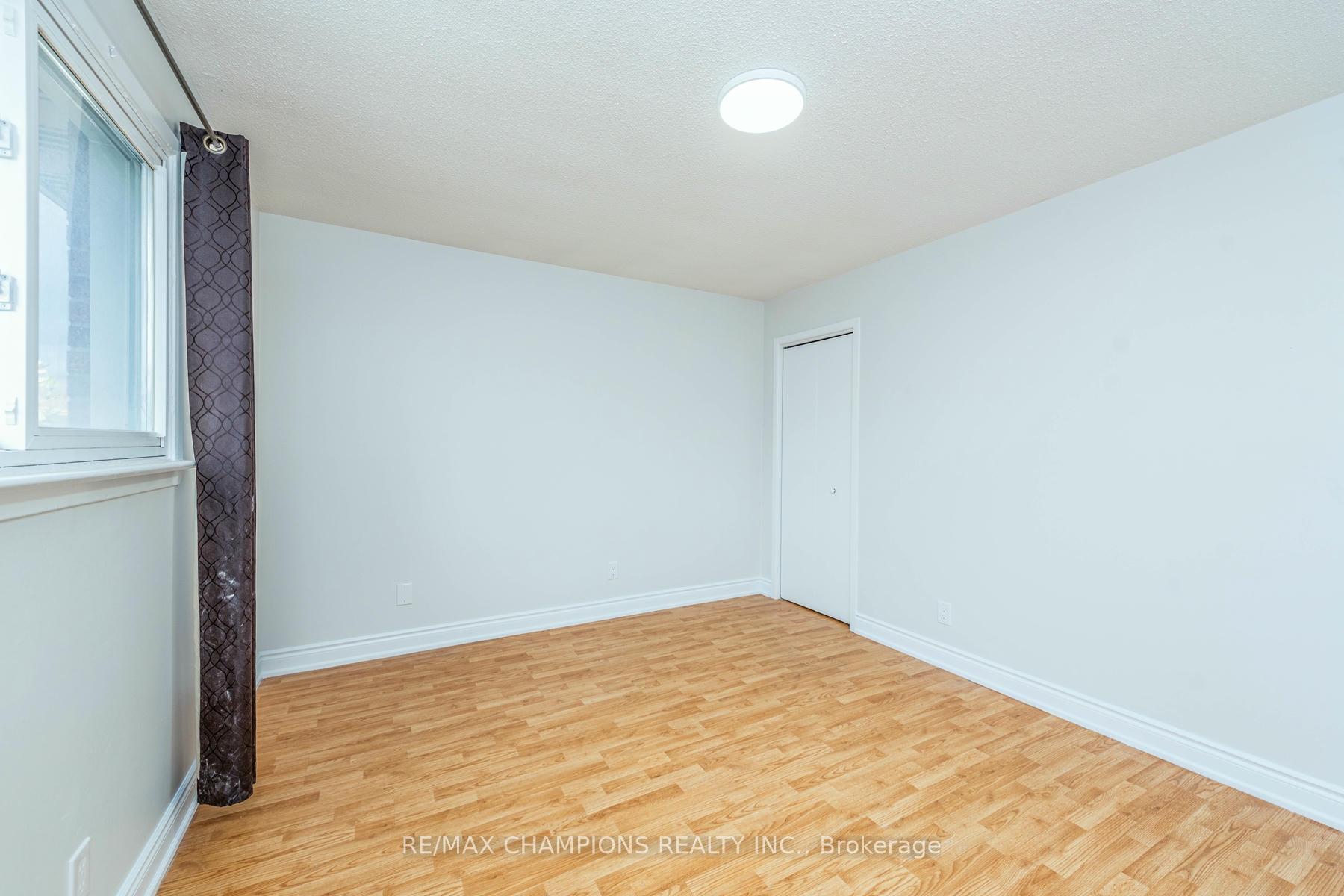 Photo 21 of 53 Jellicoe Crescent, Brampton, Northgate — HOMEH