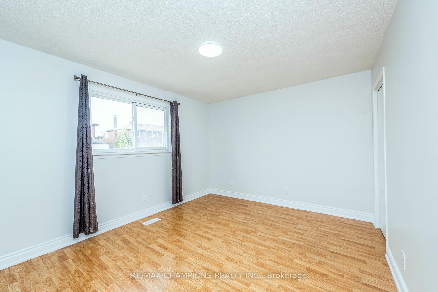 Photo 22 of 53 Jellicoe Crescent, Brampton, Northgate — HOMEH