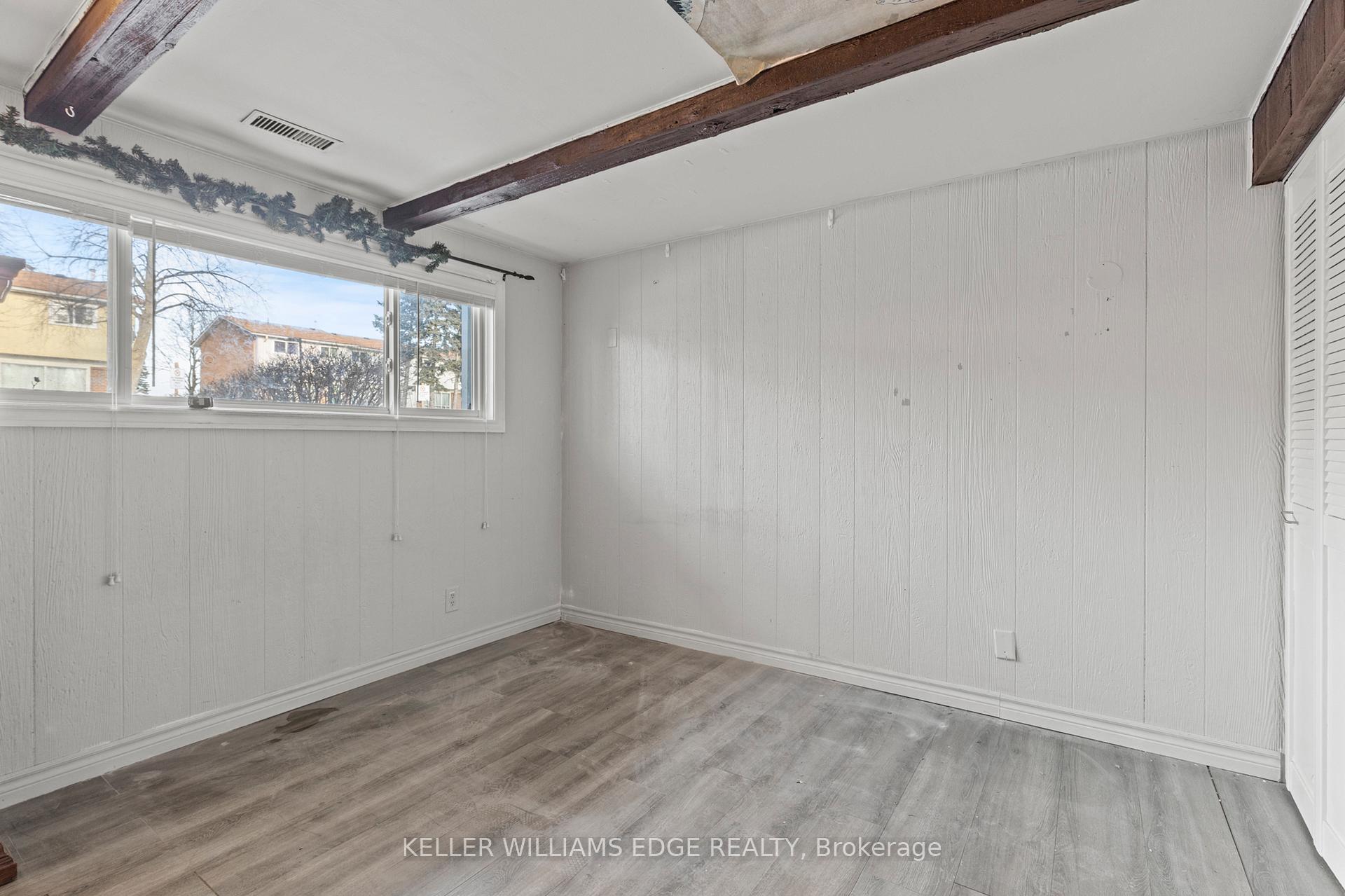 Photo 23 of 45 Greendale Drive, Hamilton, Gilkson — HOMEH