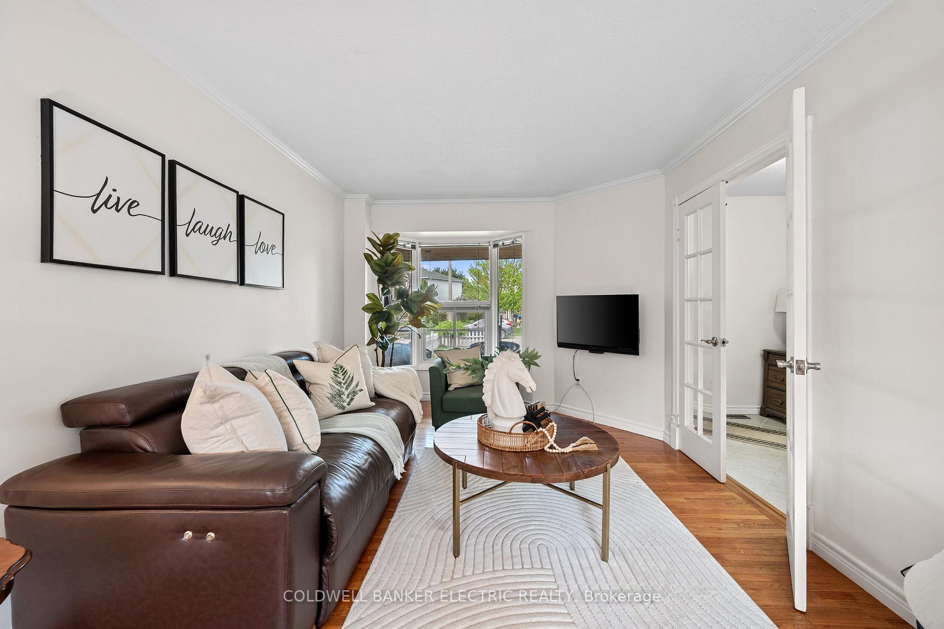 Photo 6 of 55 Barnes Drive, Ajax, Central — HOMEH