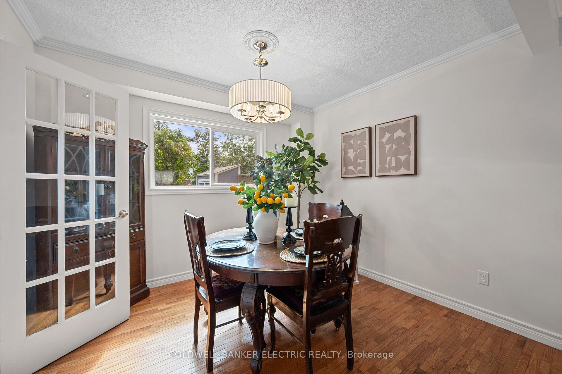 Photo 8 of 55 Barnes Drive, Ajax, Central — HOMEH
