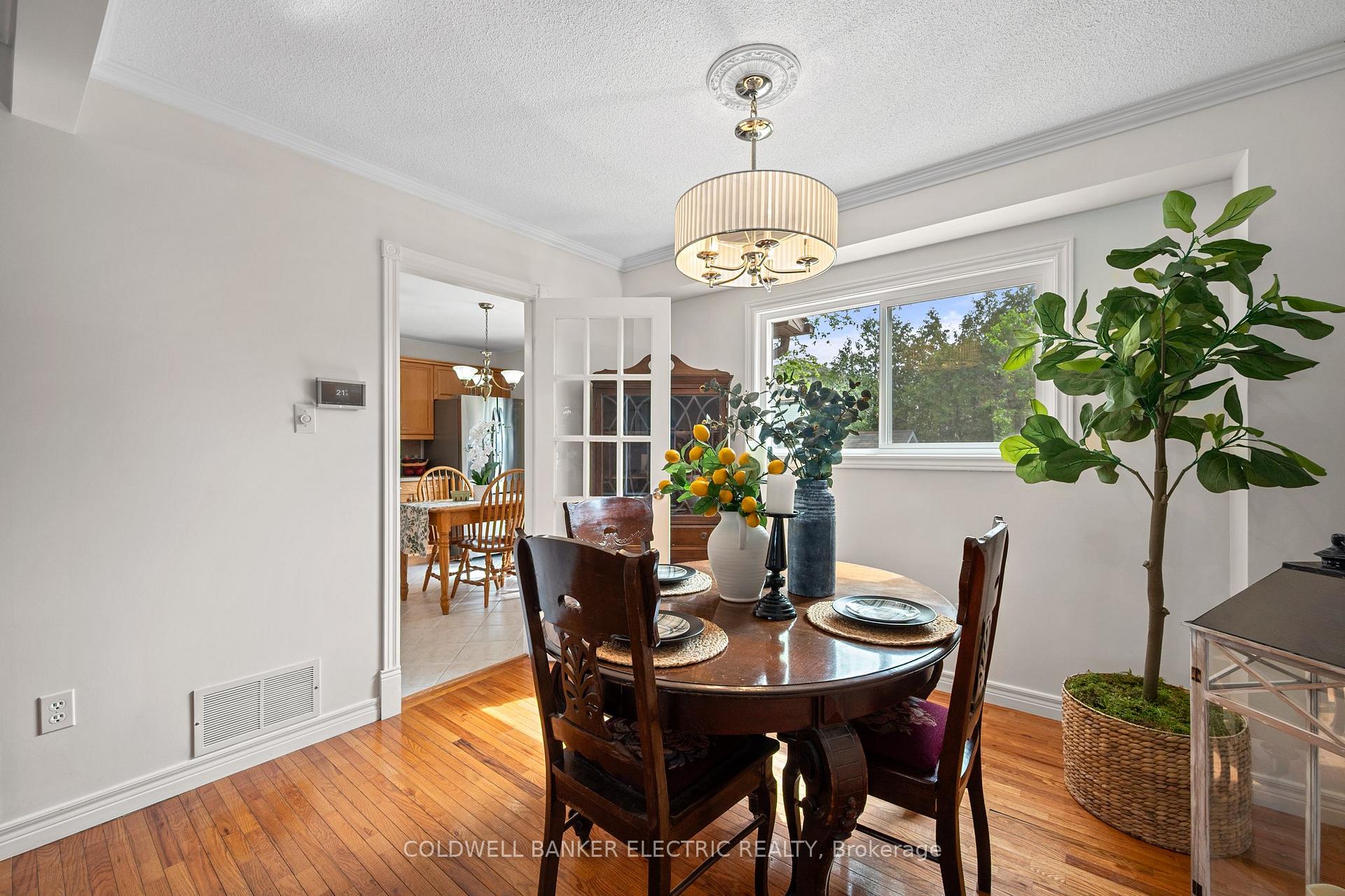 Photo 9 of 55 Barnes Drive, Ajax, Central — HOMEH