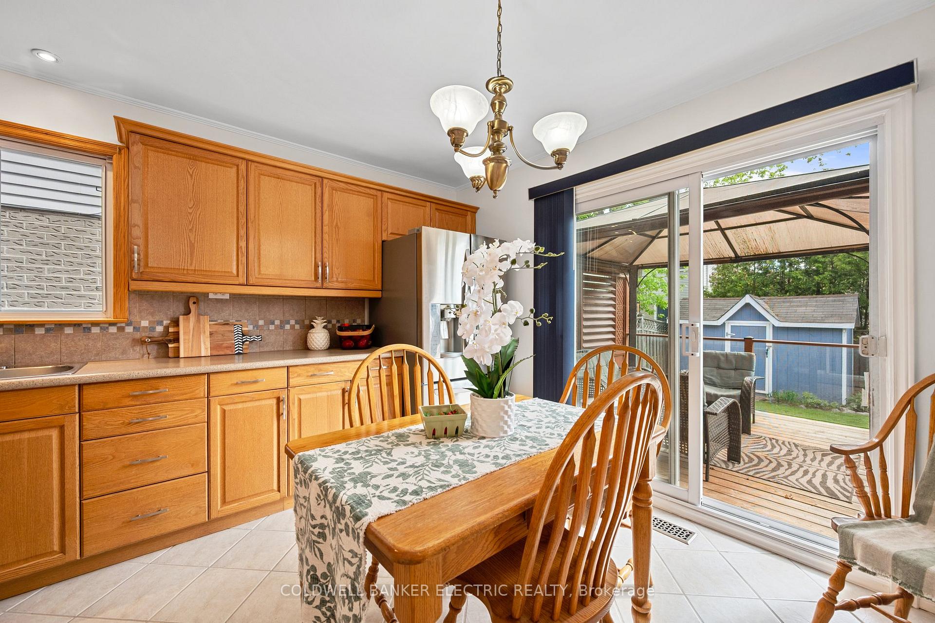 Photo 15 of 55 Barnes Drive, Ajax, Central — HOMEH