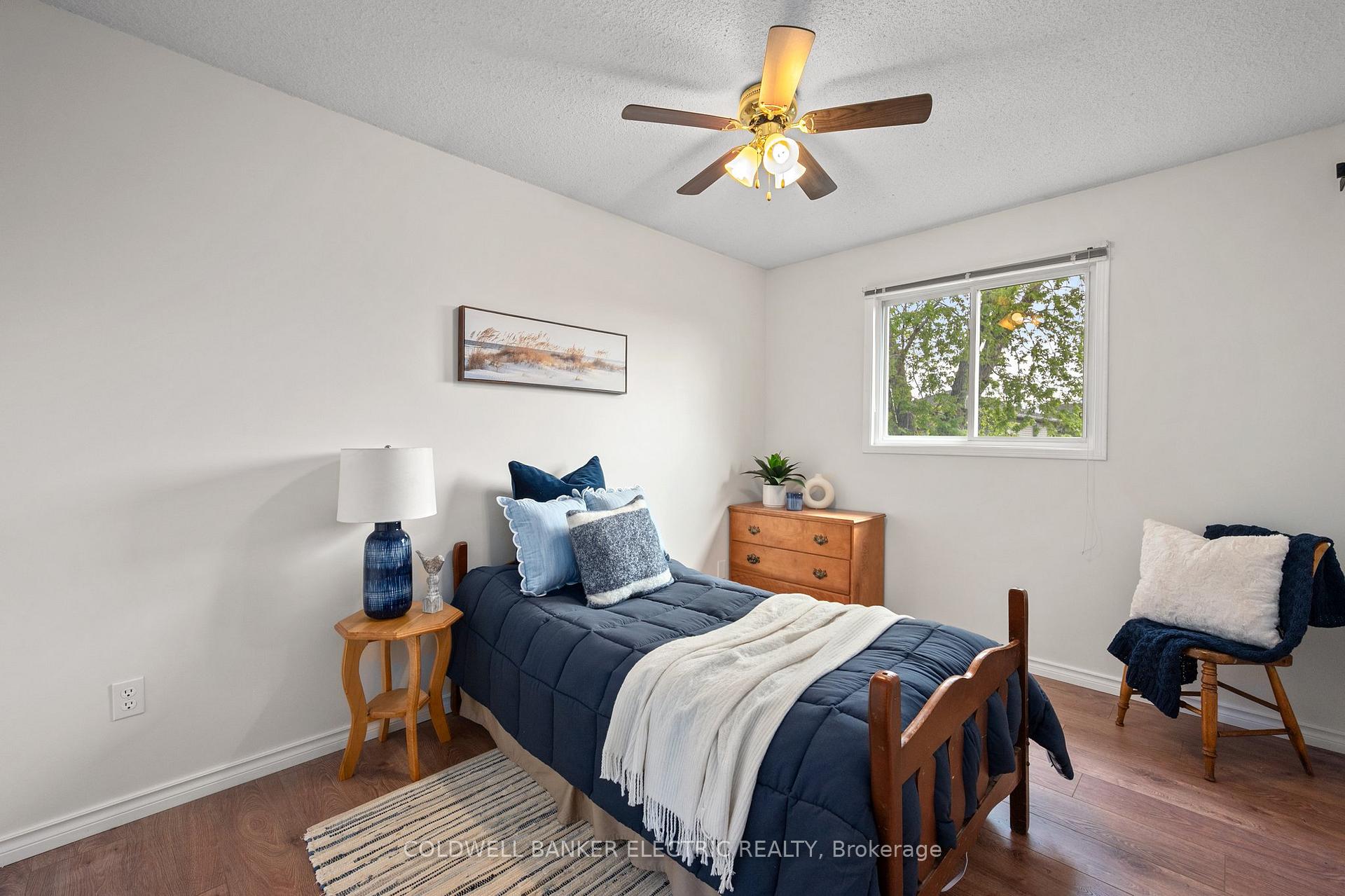 Photo 18 of 55 Barnes Drive, Ajax, Central — HOMEH