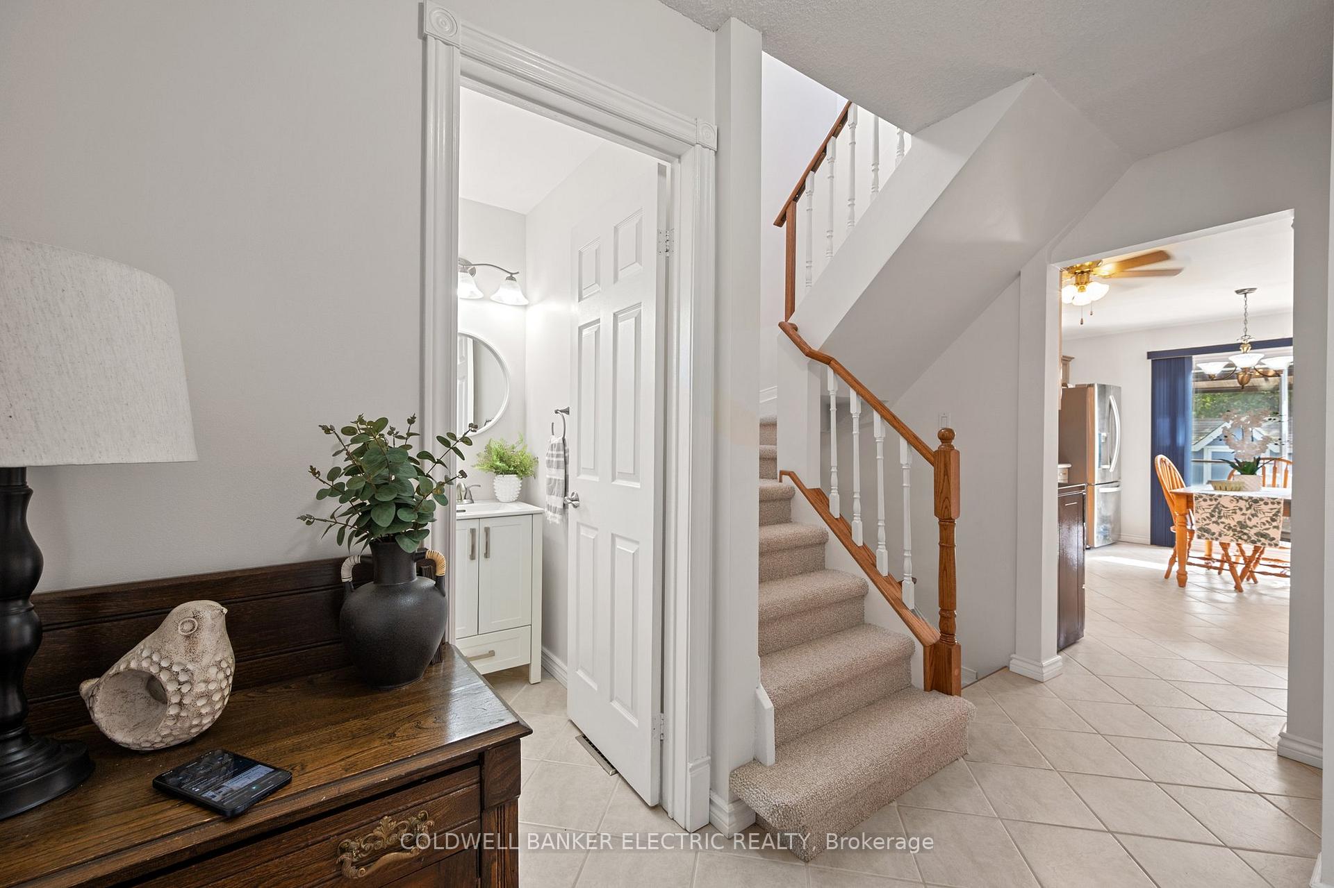 Photo 23 of 55 Barnes Drive, Ajax, Central — HOMEH