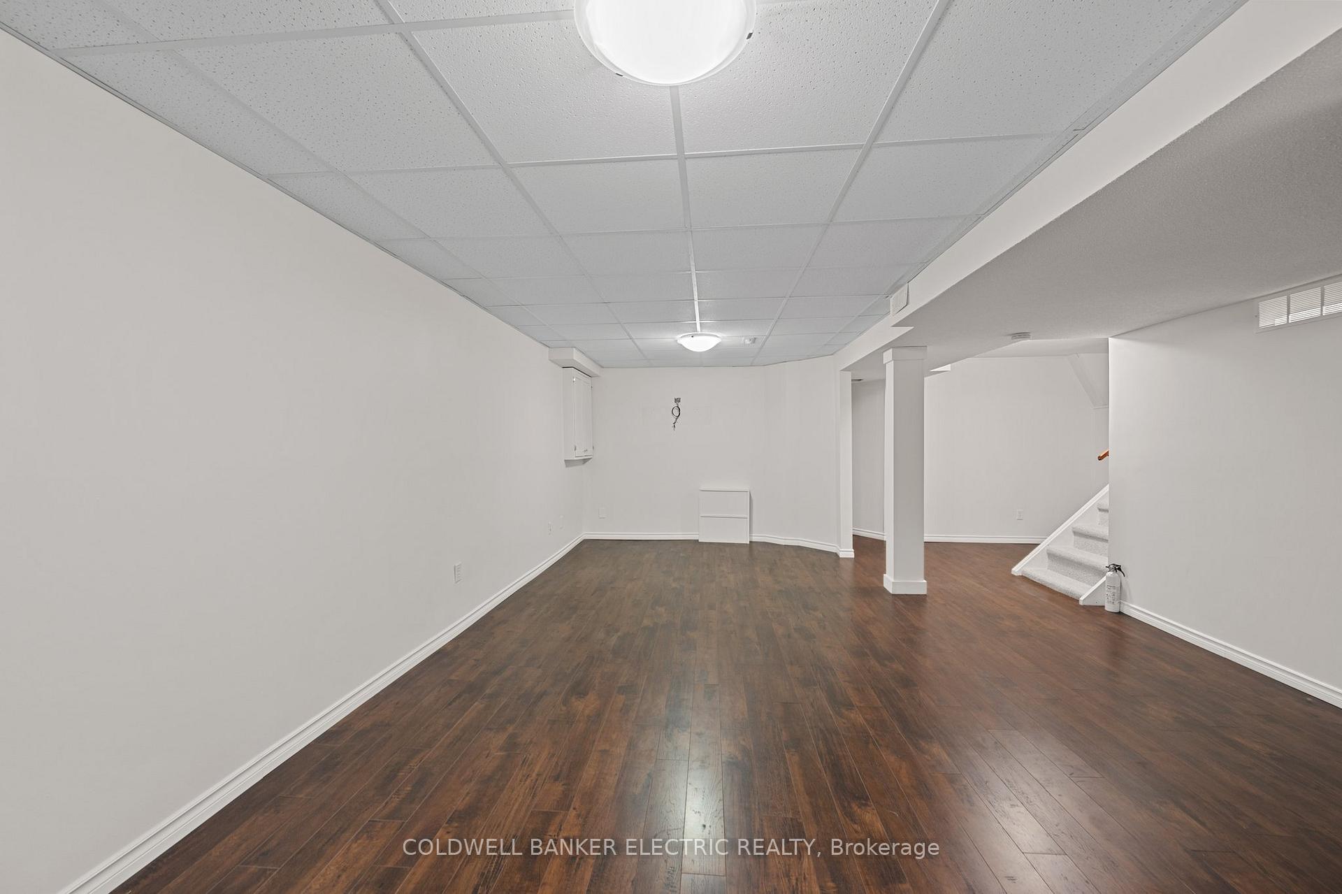 Photo 25 of 55 Barnes Drive, Ajax, Central — HOMEH