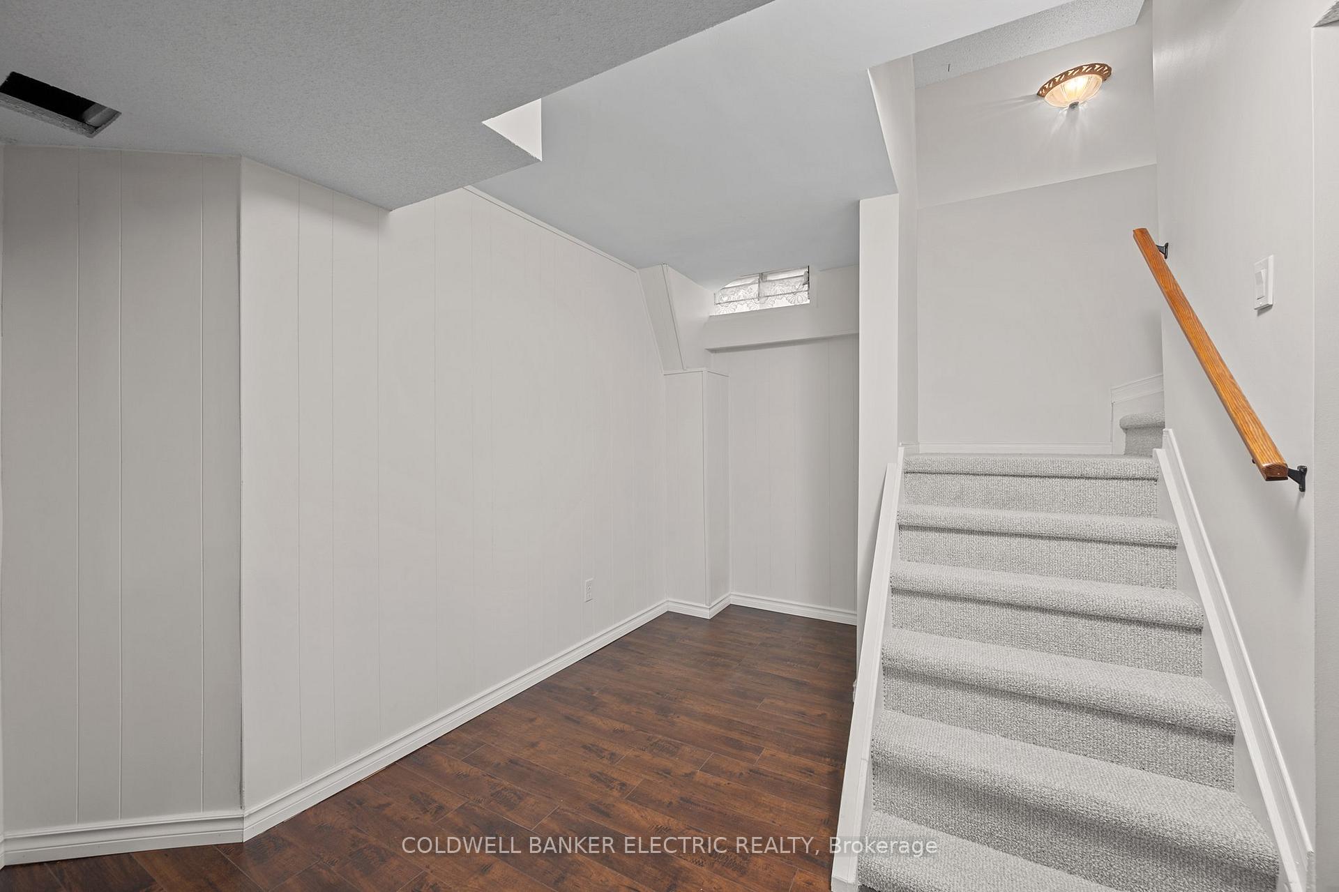 Photo 27 of 55 Barnes Drive, Ajax, Central — HOMEH