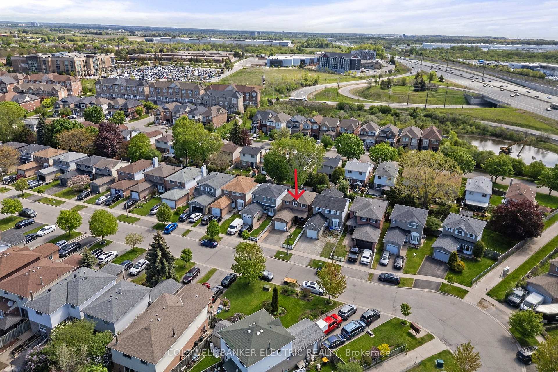 Photo 39 of 55 Barnes Drive, Ajax, Central — HOMEH