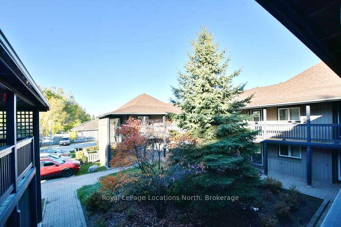 Photo 1 of 332 Mariners Way, Collingwood — HOMEH