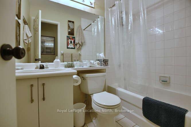 Photo 11 of 332 Mariners Way, Collingwood — HOMEH
