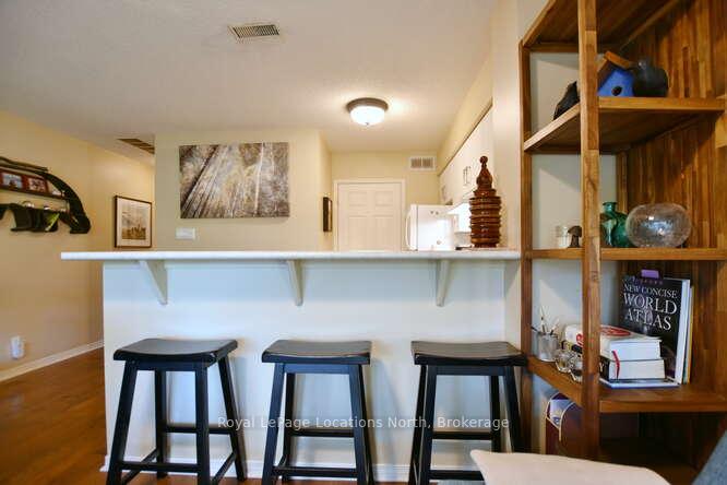 Photo 13 of 332 Mariners Way, Collingwood — HOMEH