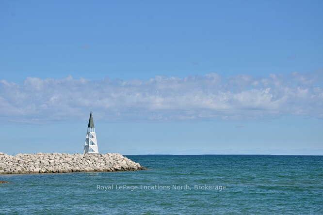 Photo 28 of 332 Mariners Way, Collingwood — HOMEH