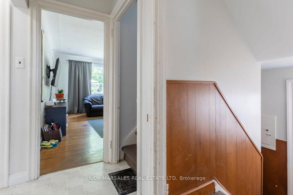 Photo 15 of 62 Alma Street, Hamilton, Dundas — HOMEH