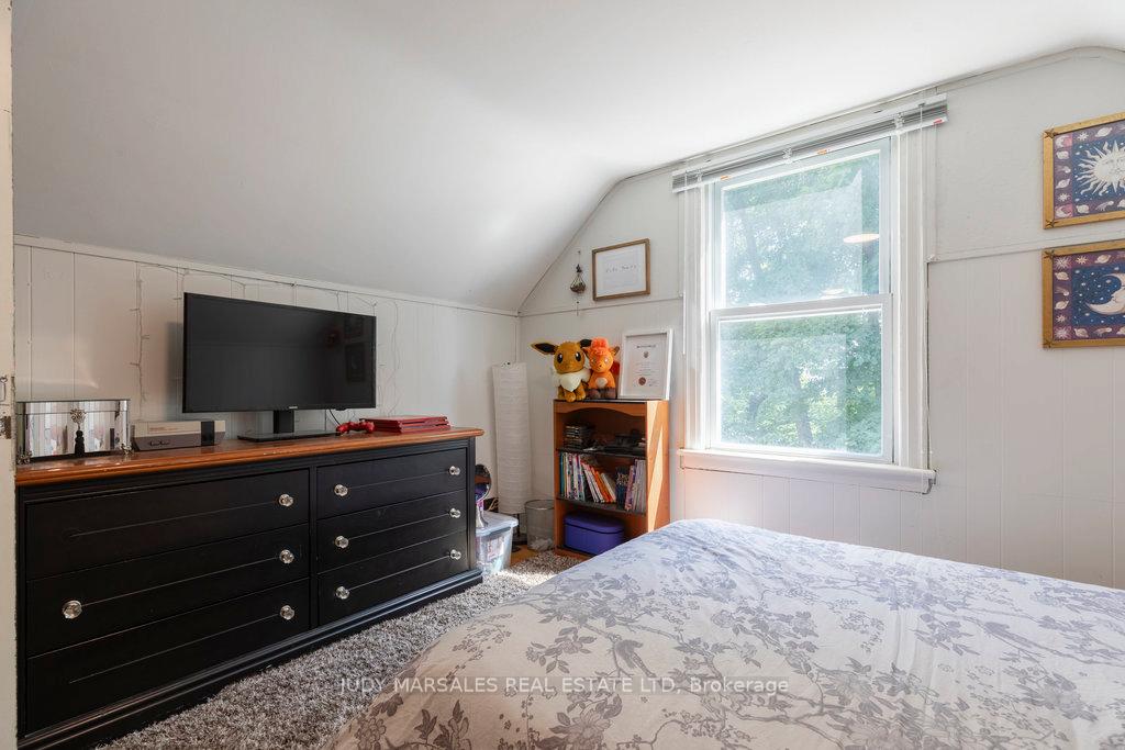 Photo 19 of 62 Alma Street, Hamilton, Dundas — HOMEH