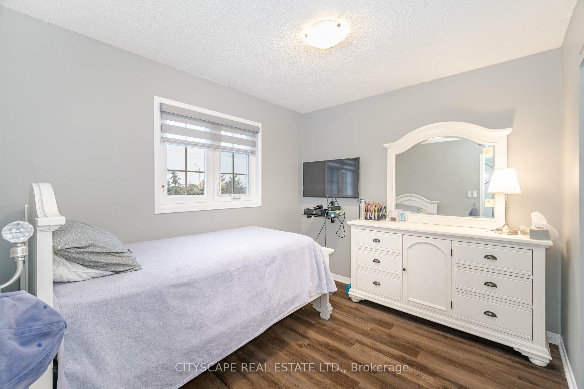 Photo 24 of 90 Toba Crescent, Brampton, Heart Lake East — HOMEH