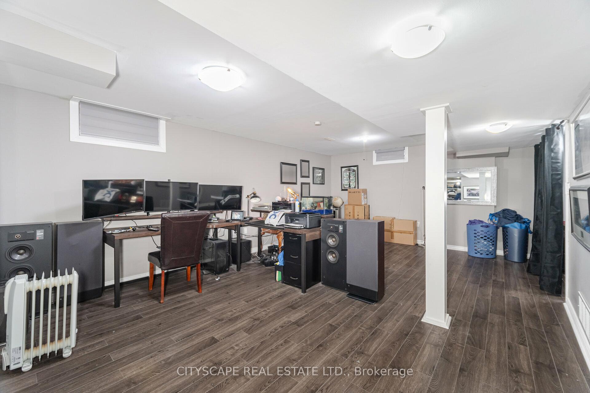 Photo 29 of 90 Toba Crescent, Brampton, Heart Lake East — HOMEH