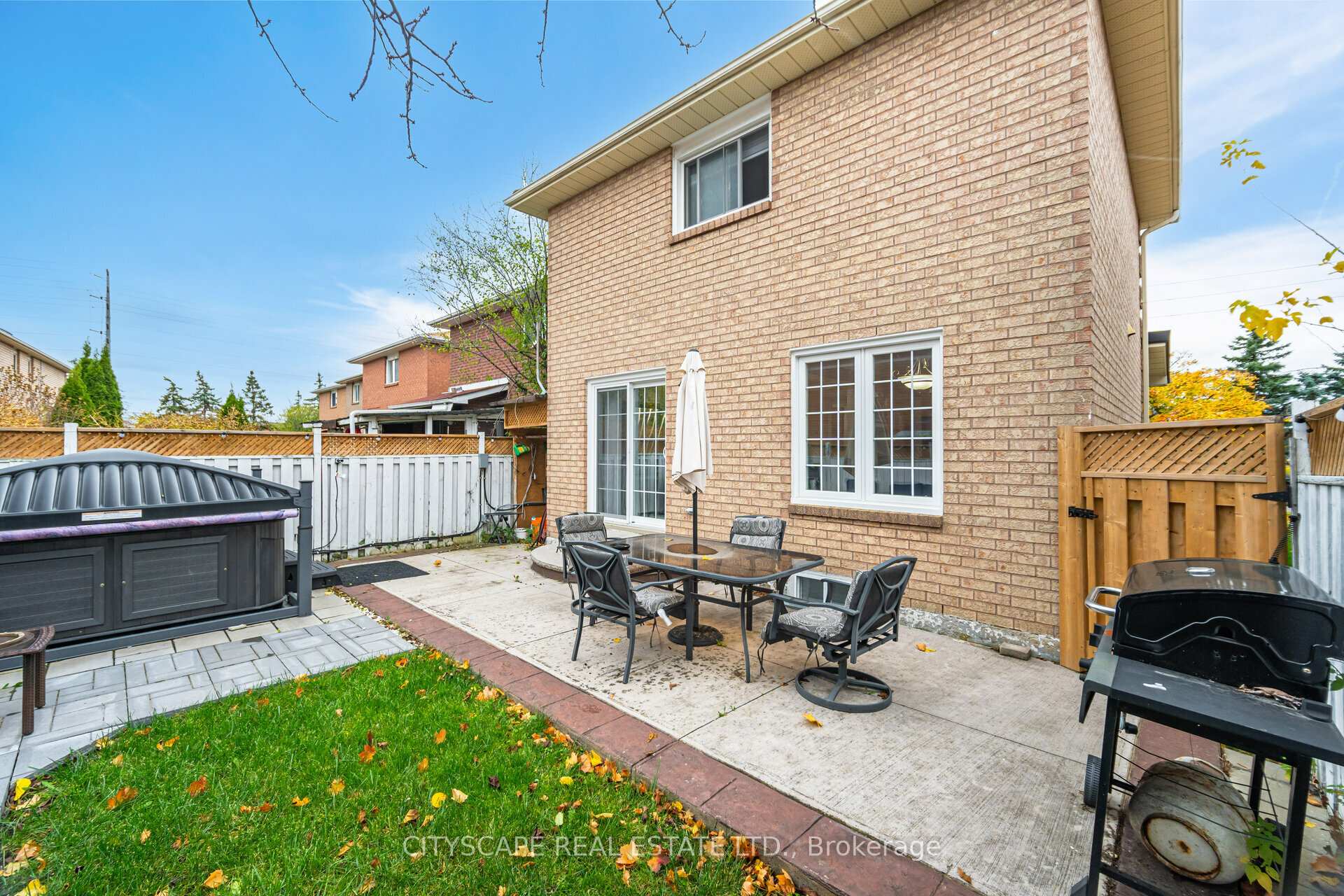 Photo 37 of 90 Toba Crescent, Brampton, Heart Lake East — HOMEH