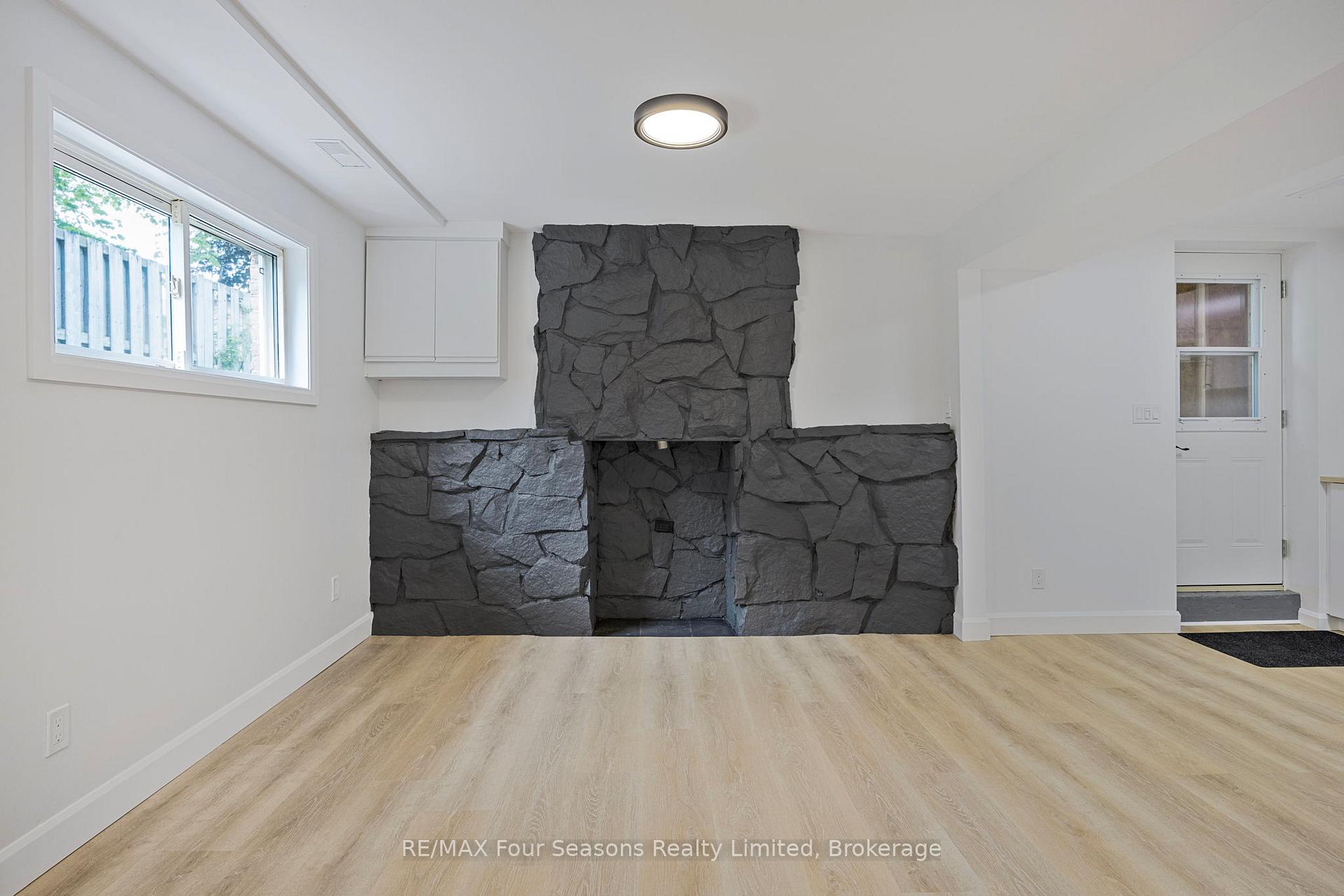 Photo 20 of 68 Courtice Crescent, Collingwood — HOMEH
