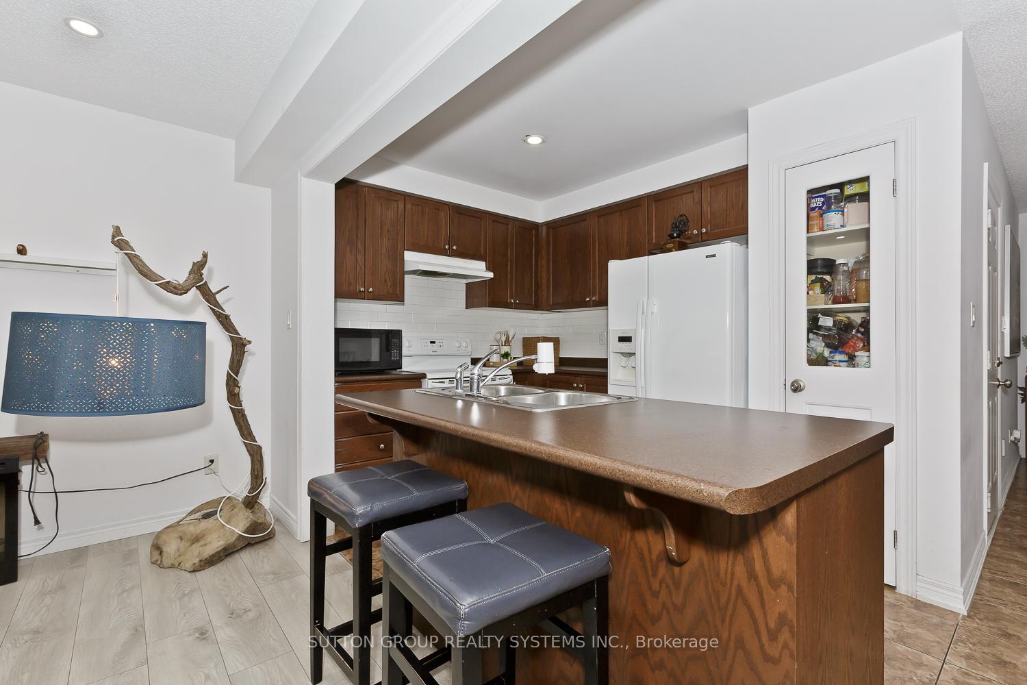 Photo 7 of Unit 4, 222 Fall Fair Way, Hamilton, Binbrook — HOMEH