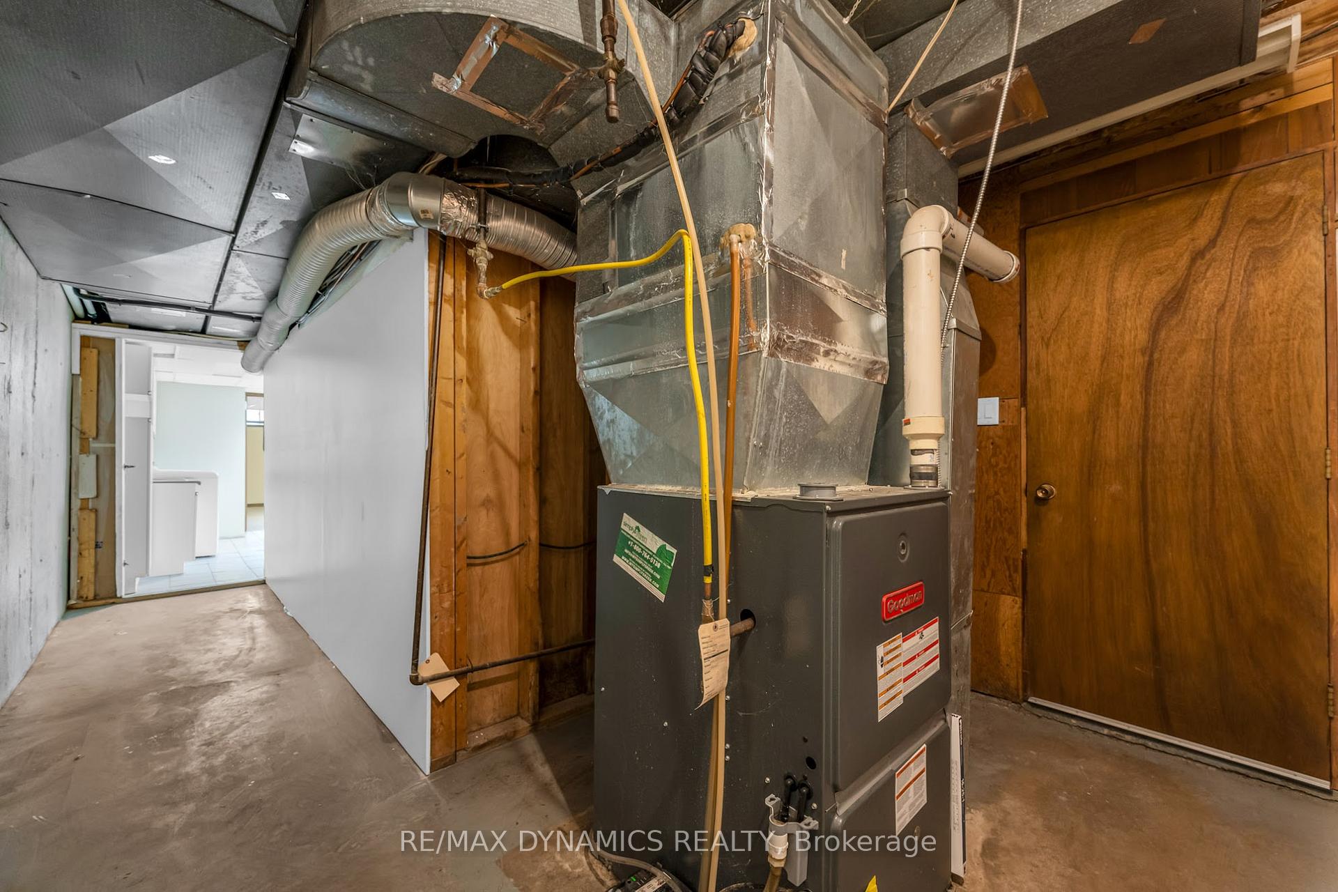 Photo 25 of 160 Woodside Drive, St. Catharines, Glendale/Glenridge — HOMEH