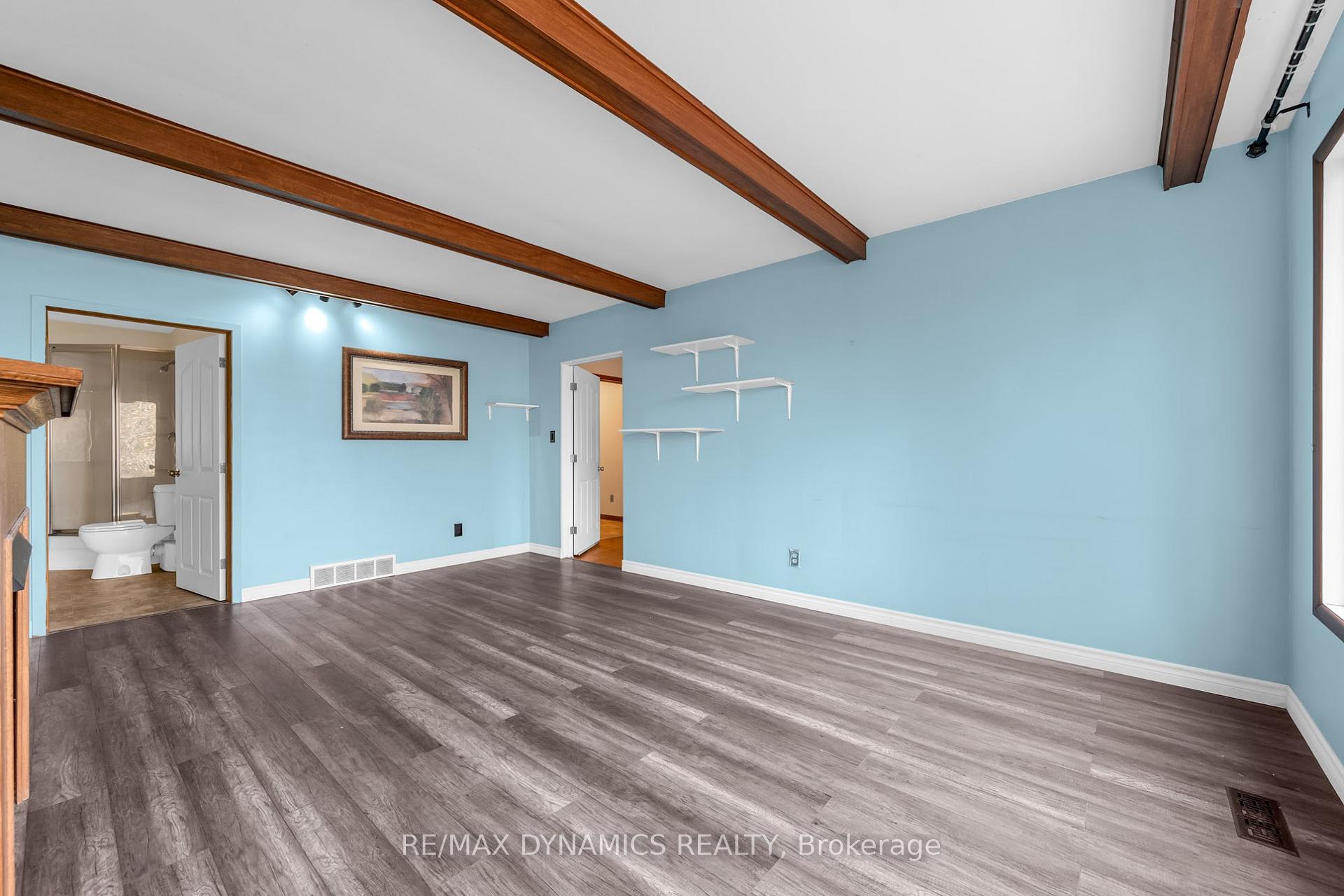 Photo 31 of 160 Woodside Drive, St. Catharines, Glendale/Glenridge — HOMEH