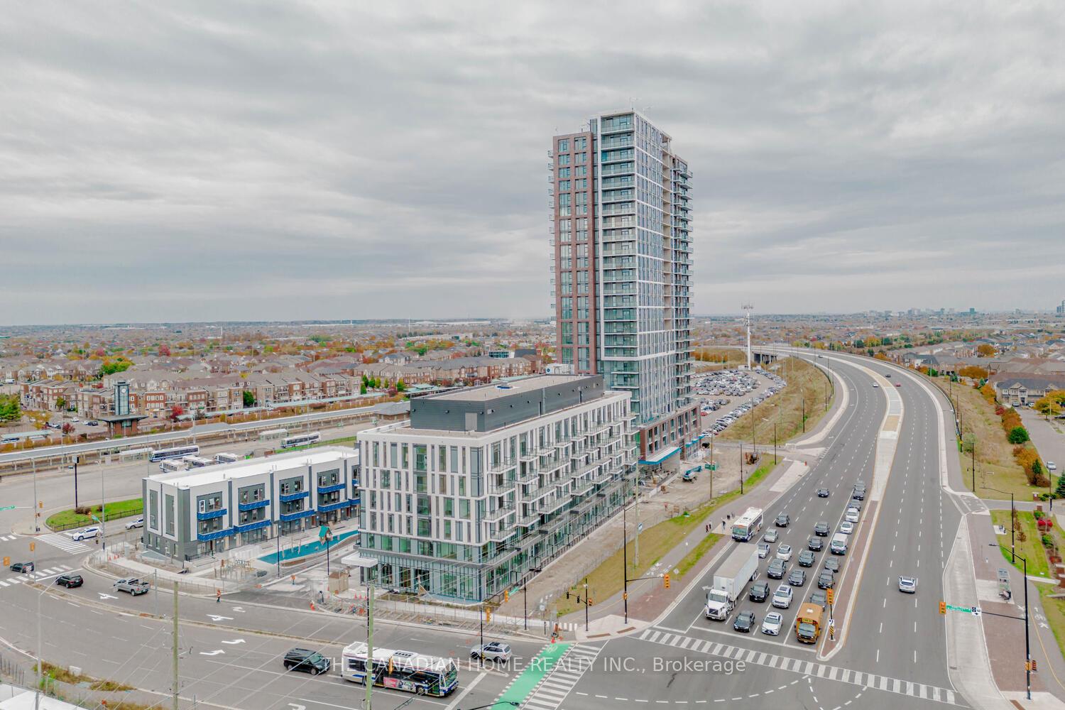 Photo 4 of Unit 209, 10 Lagerfield Drive, Brampton, Northwest Brampton — HOMEH