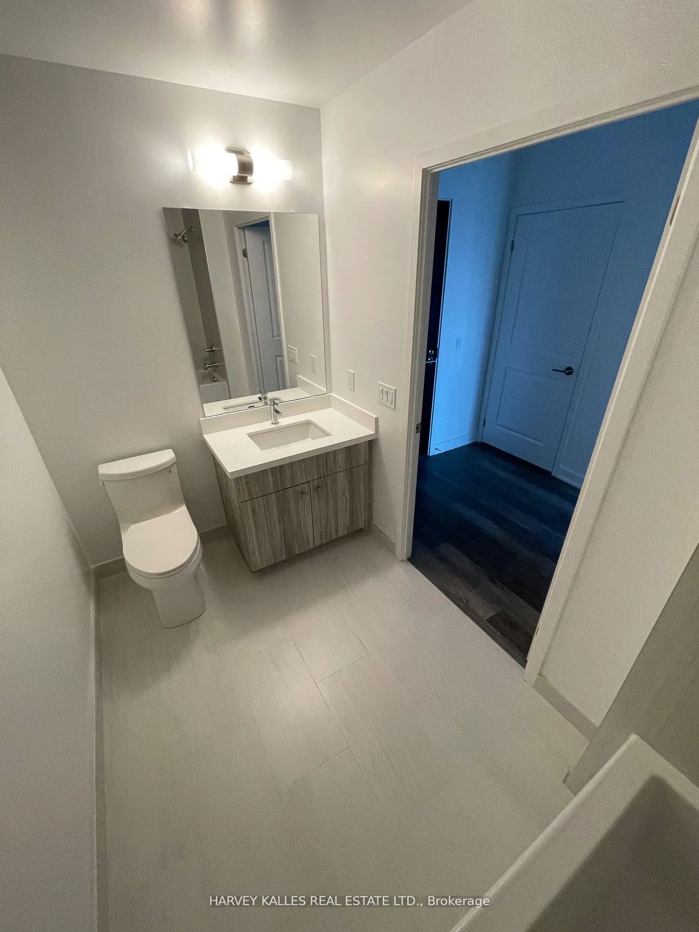 Photo 4 of Unit 1104, 2007 James Street, Burlington, Brant — HOMEH
