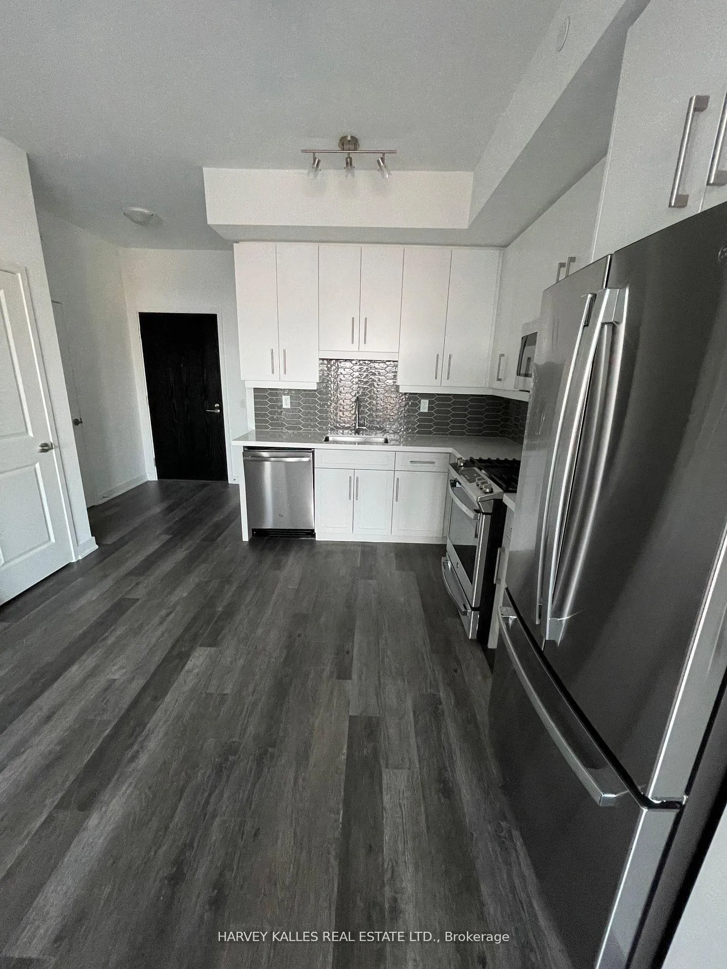 Photo 9 of Unit 1104, 2007 James Street, Burlington, Brant — HOMEH