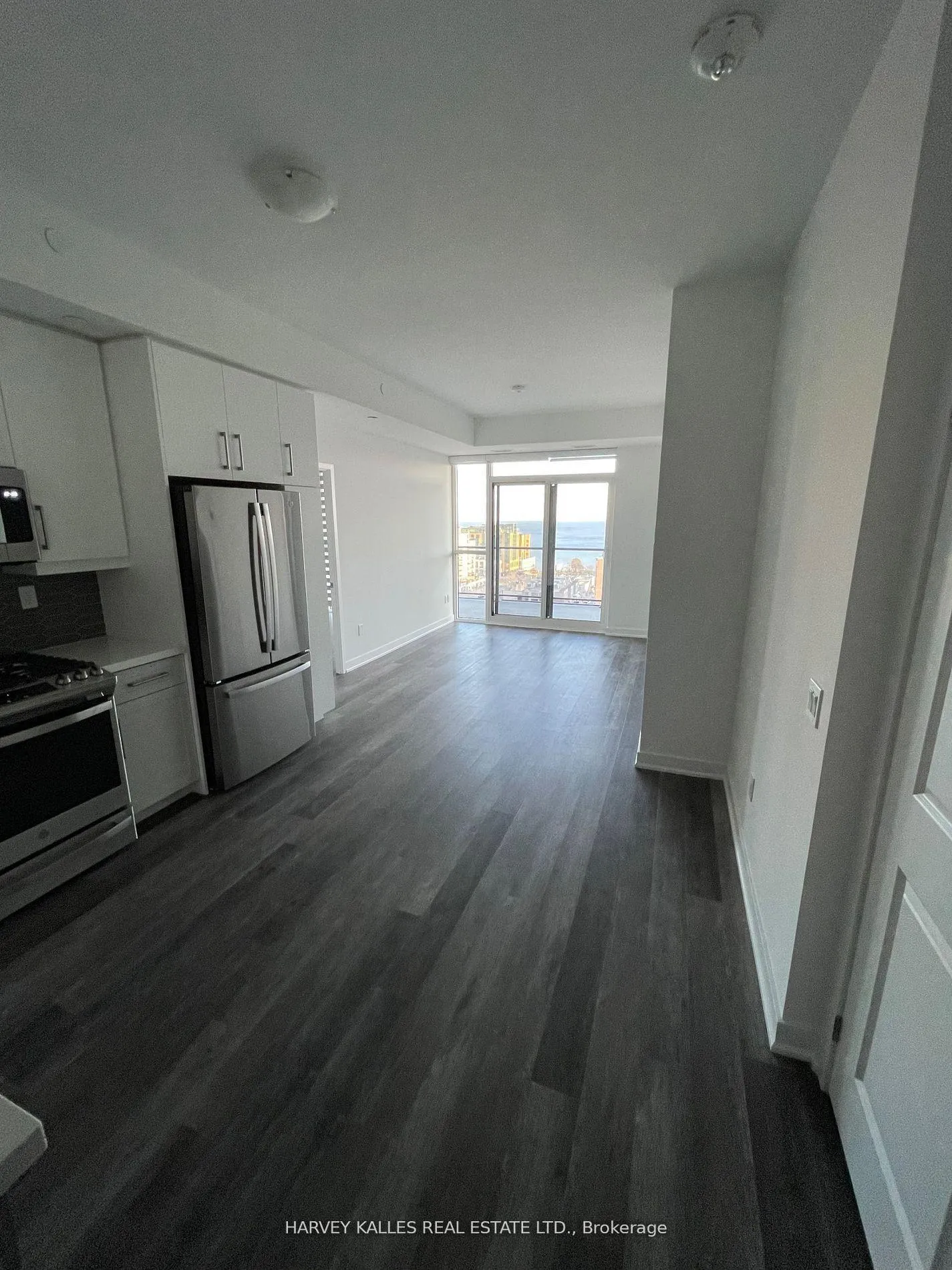 Photo 12 of Unit 1104, 2007 James Street, Burlington, Brant — HOMEH