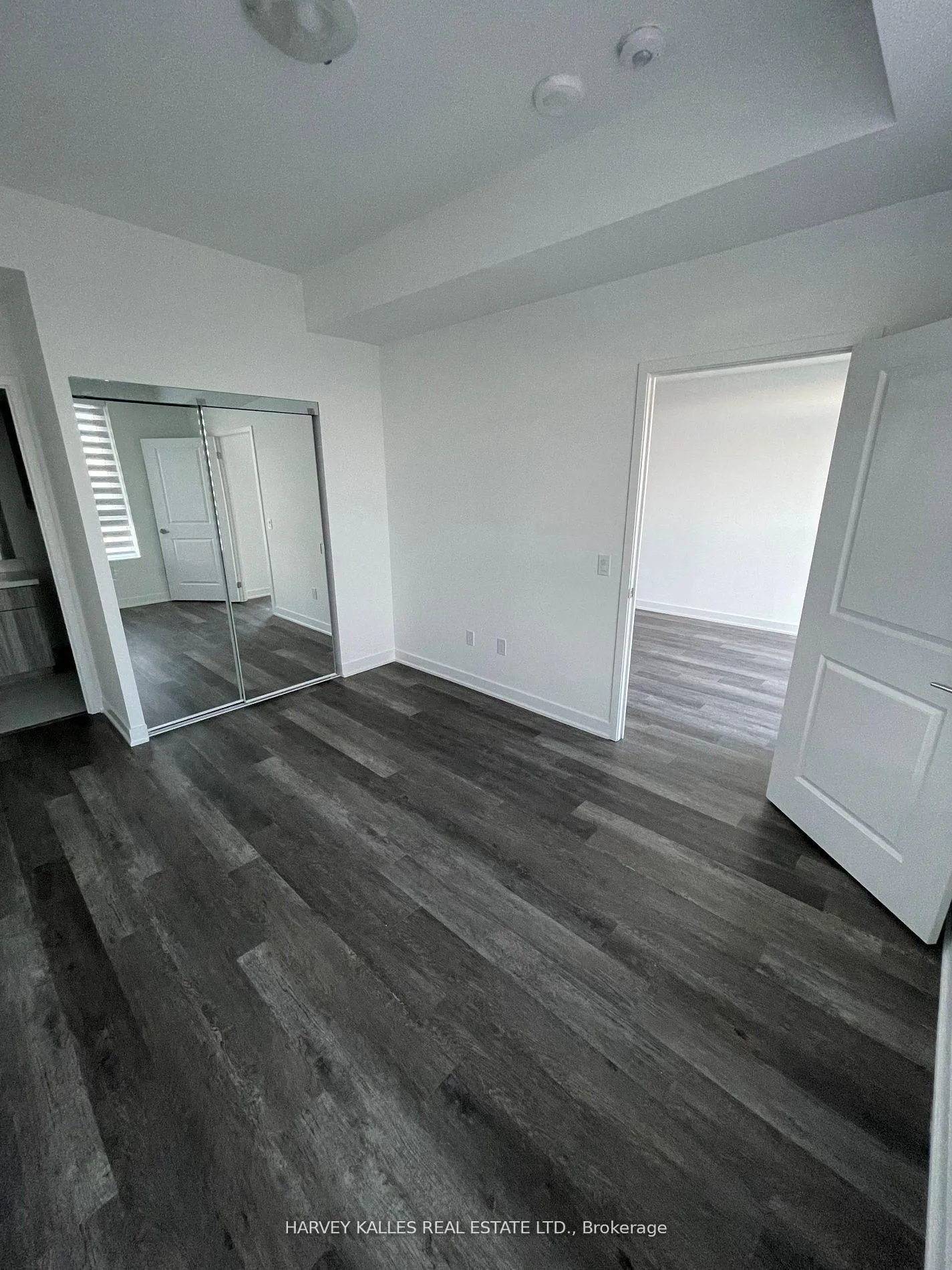 Photo 16 of Unit 1104, 2007 James Street, Burlington, Brant — HOMEH
