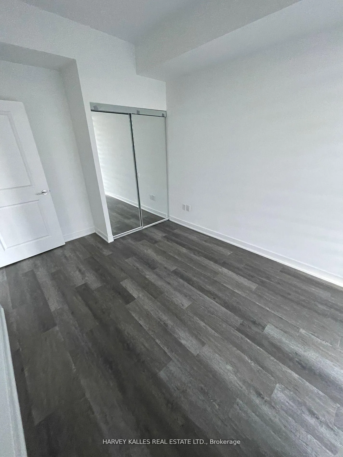 Photo 21 of Unit 1104, 2007 James Street, Burlington, Brant — HOMEH