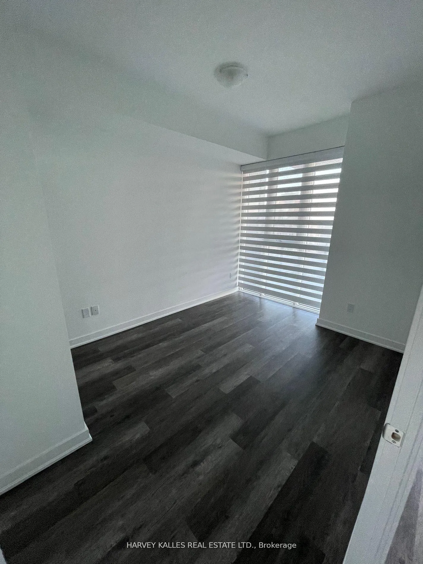 Photo 23 of Unit 1104, 2007 James Street, Burlington, Brant — HOMEH