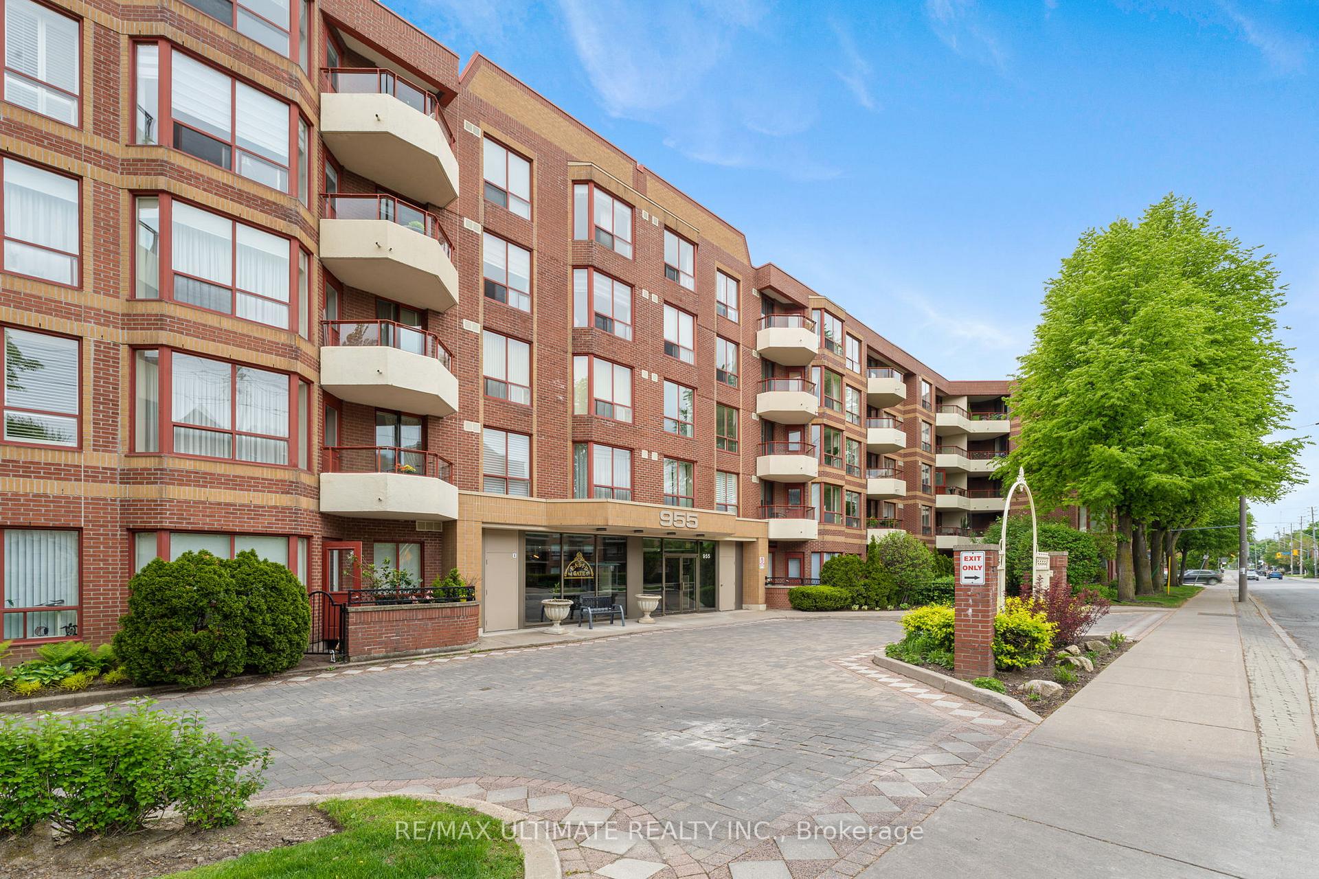 Photo 1 of Unit 420, 955 Millwood Road, Toronto, Leaside — HOMEH