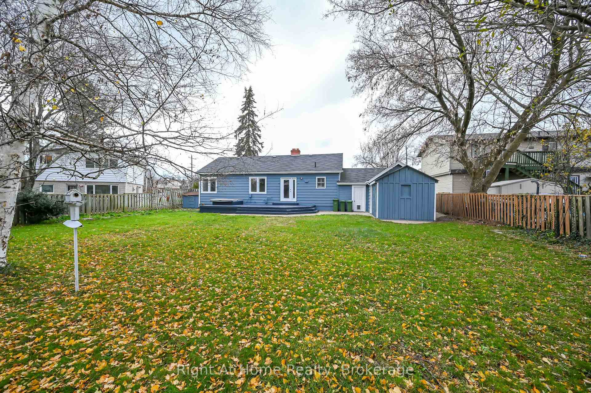 Photo 22 of 365 Fiddlers Green Road, Hamilton, Ancaster — HOMEH