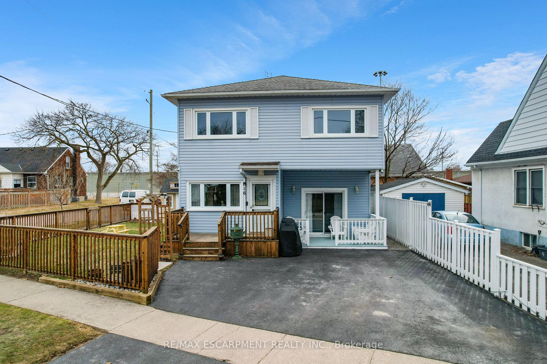 Photo 1 of 16 Kingsway Crescent, St. Catharines, Fairview — HOMEH
