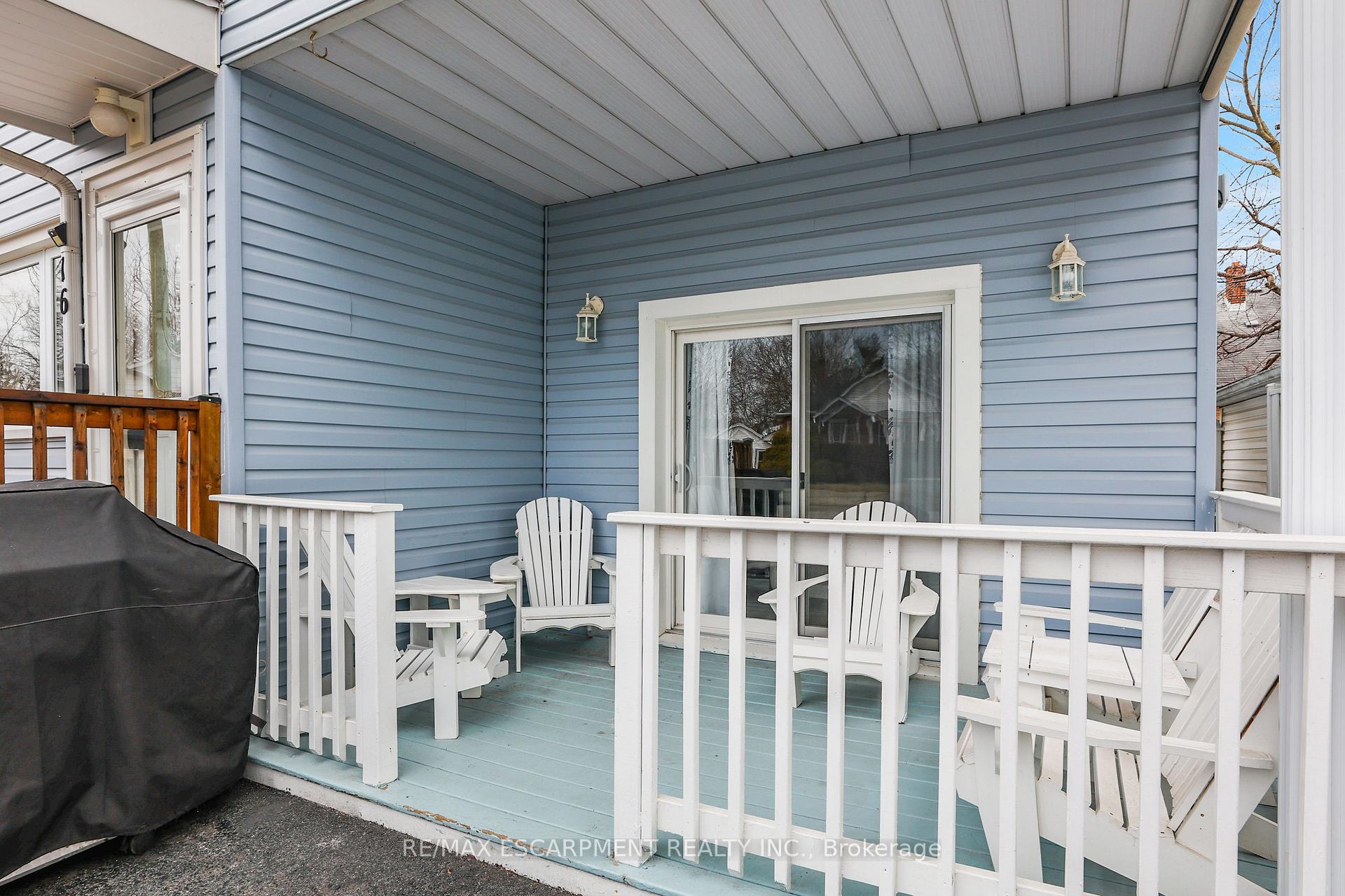 Photo 18 of 16 Kingsway Crescent, St. Catharines, Fairview — HOMEH
