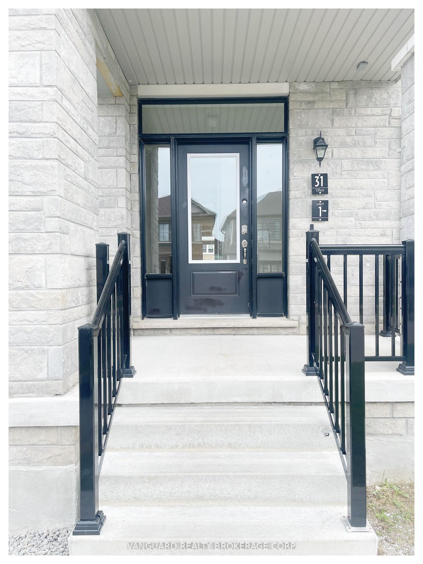 Photo 2 of Unit Main, 31 Bannister Road, Barrie, Rural Barrie Southeast — HOMEH