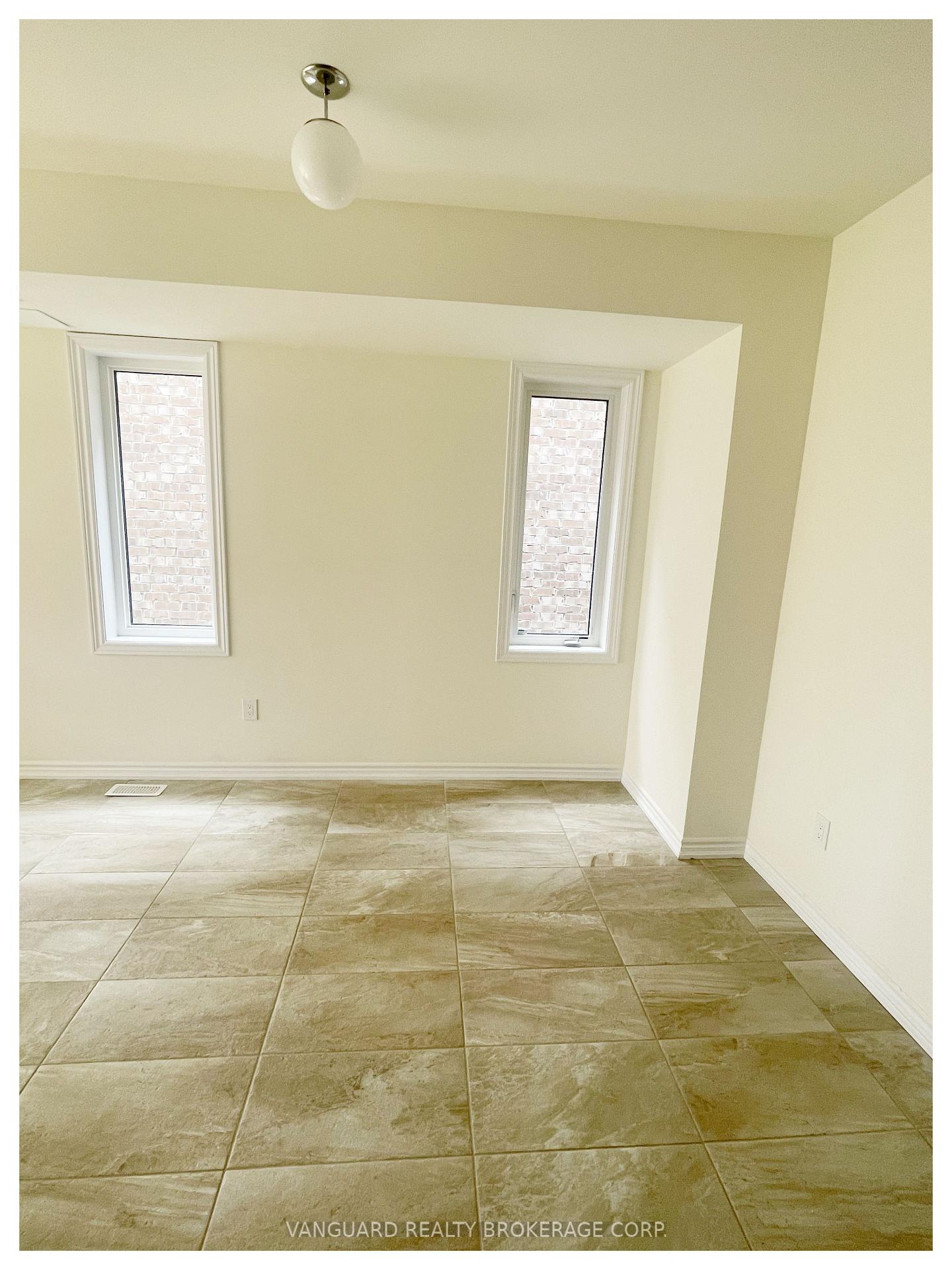 Photo 9 of Unit Main, 31 Bannister Road, Barrie, Rural Barrie Southeast — HOMEH