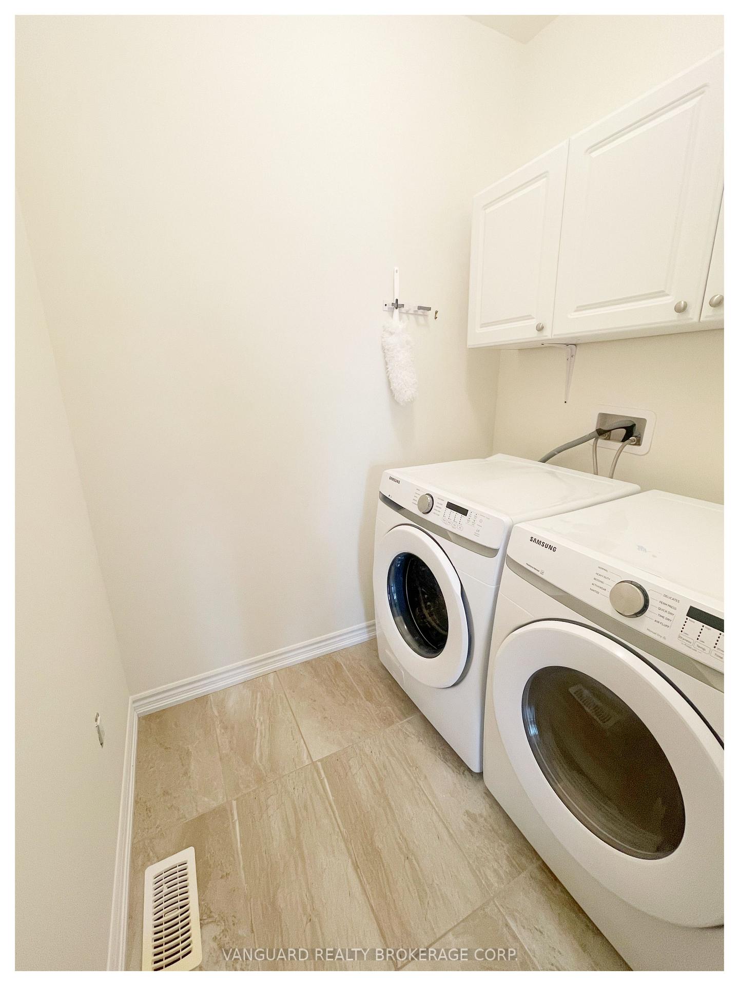 Photo 11 of Unit Main, 31 Bannister Road, Barrie, Rural Barrie Southeast — HOMEH