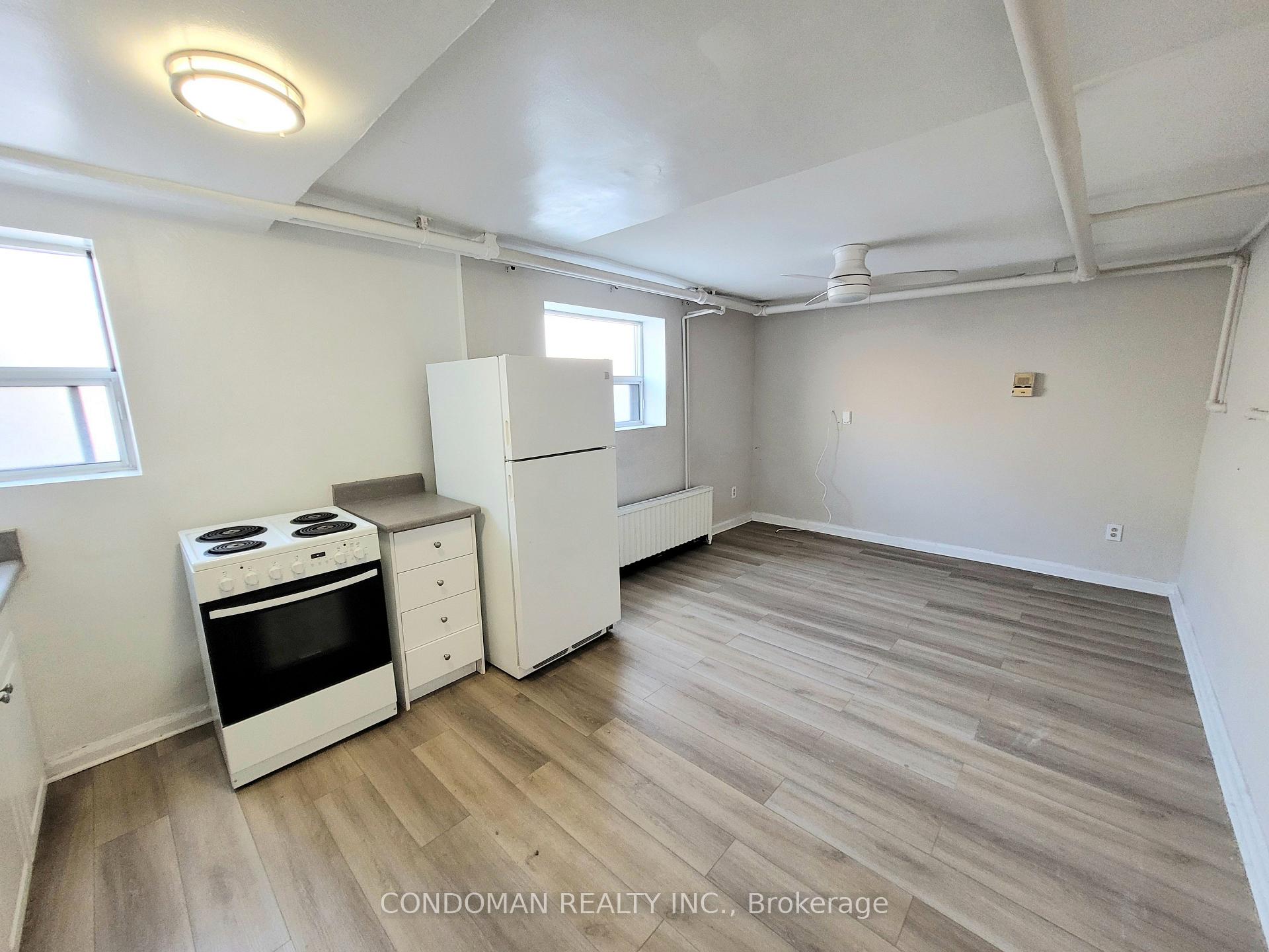 Photo 2 of Unit B1, 852 Broadview Avenue, Toronto, Playter Estates-Danforth — HOMEH