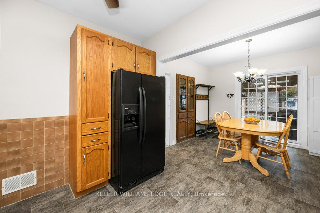 Photo 6 of 678 Brighton Avenue, Hamilton, Parkview — HOMEH
