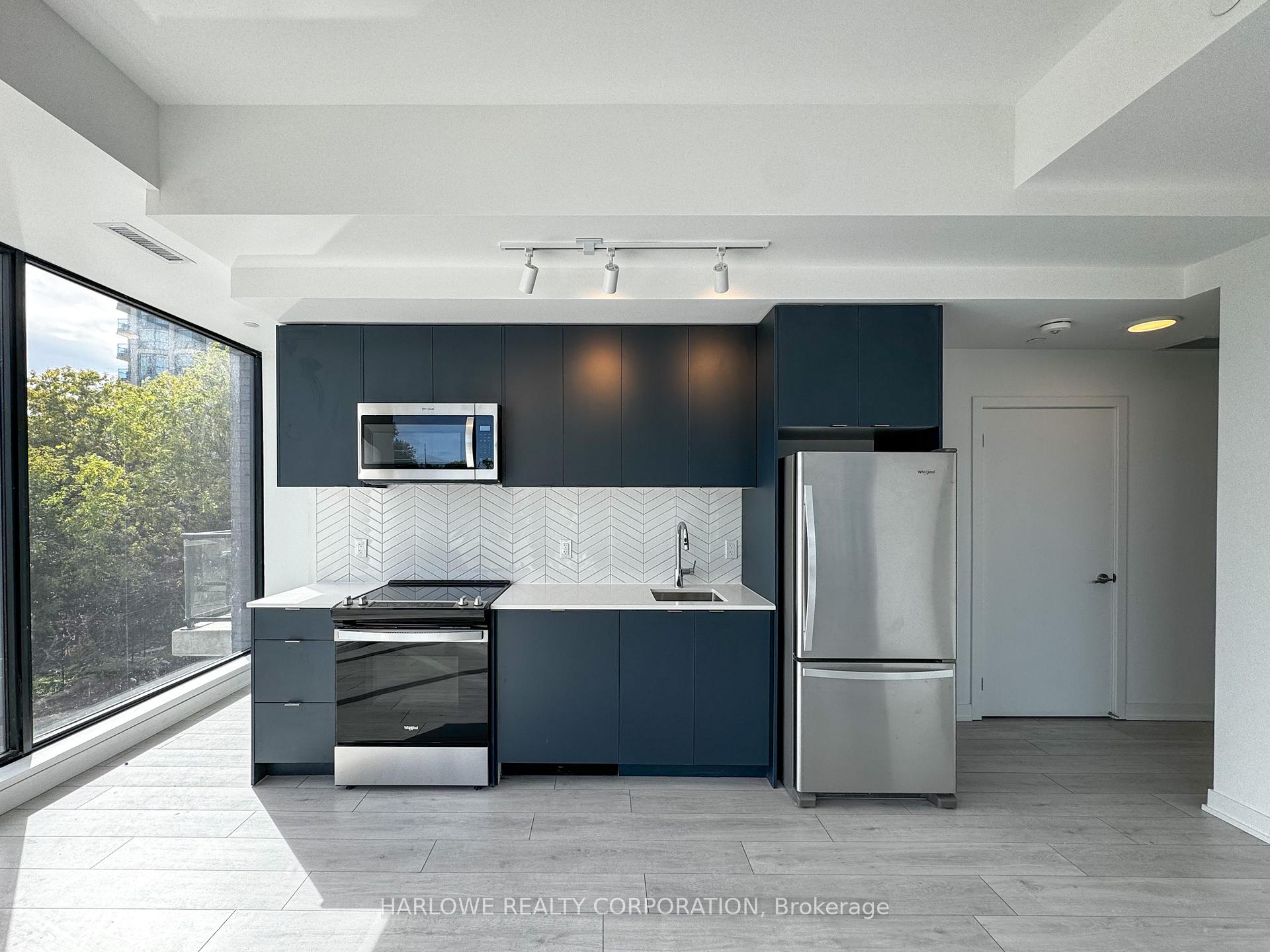 Front of Unit 184 F, 1608 Charles Street